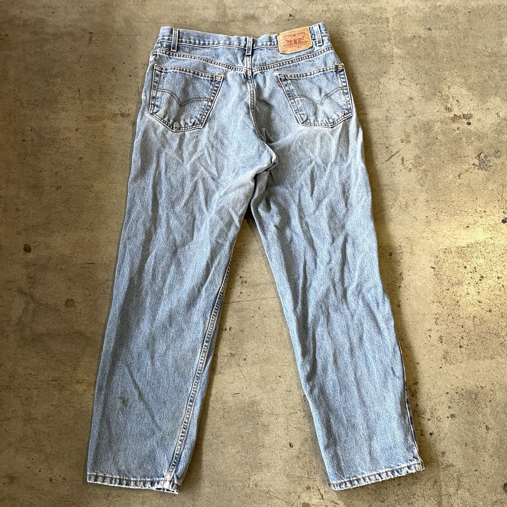 Levi's VINTAGE Levi's Jeans 550 Mens 36x30 Blue Relaxed Fit Straight Leg 90s Size US 36 / EU 52 - 6 Thumbnail