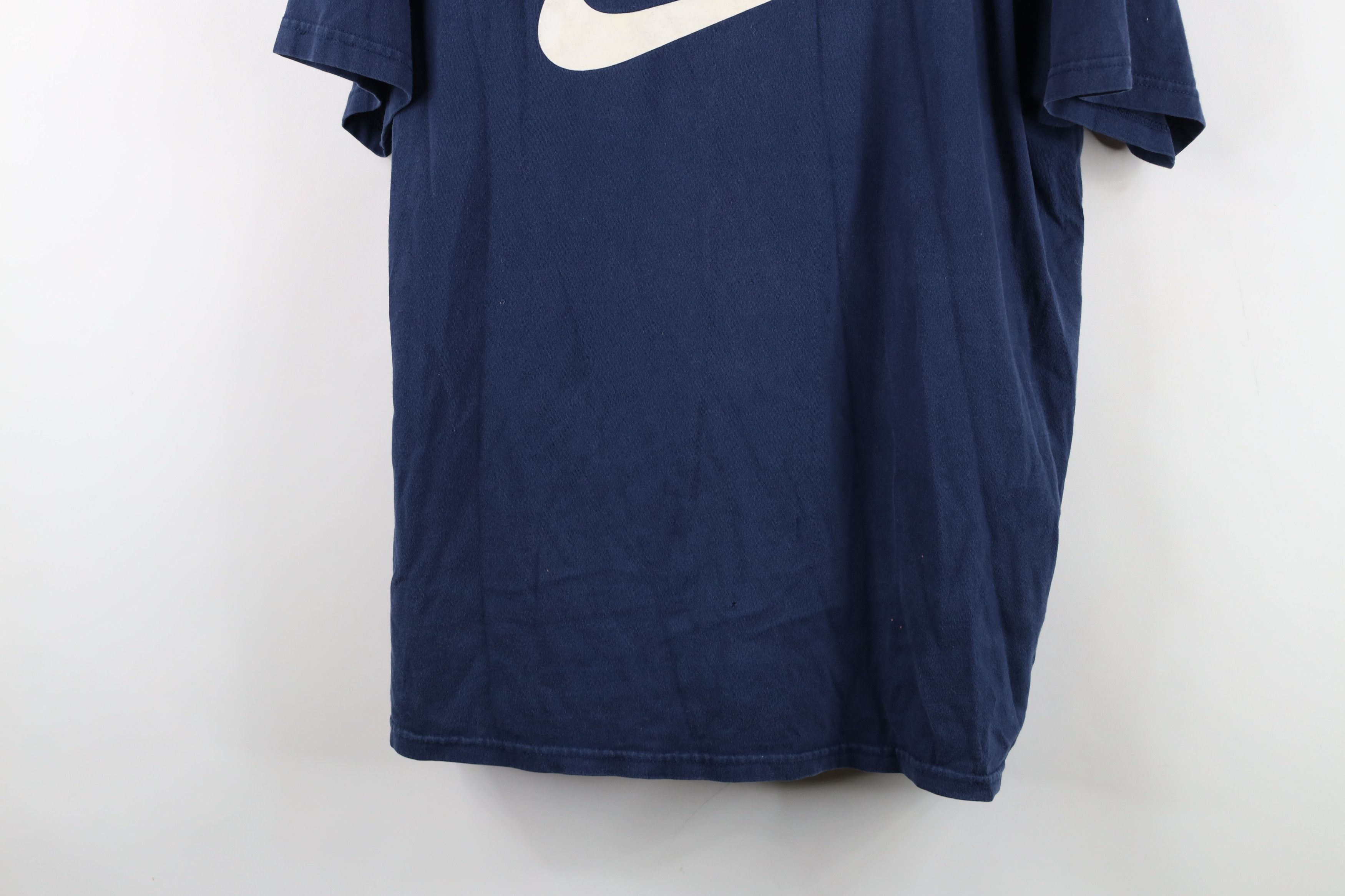 Nike Vintage Y2K Nike Travis Scott Big Center Swoosh T-Shirt Size US L / EU 52-54 / 3 - 3 Thumbnail