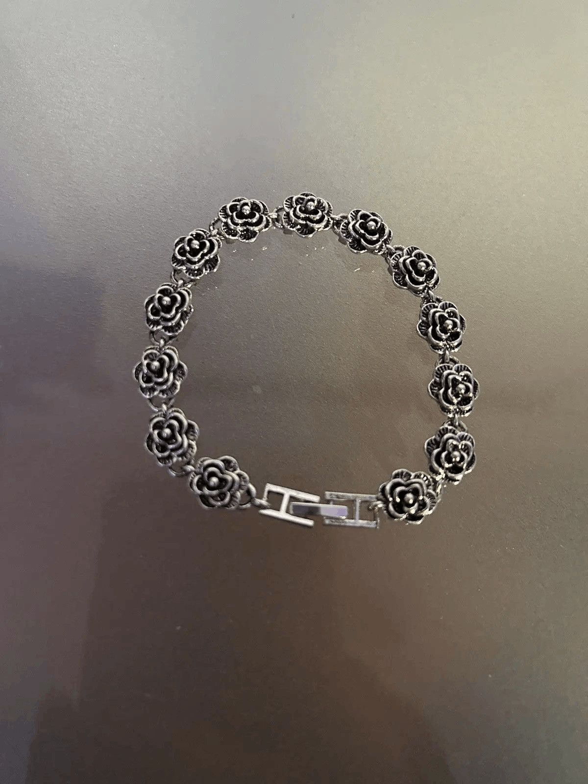 Japanese Brand Y2K Rose Bracelet Size ONE SIZE - 1 Thumbnail