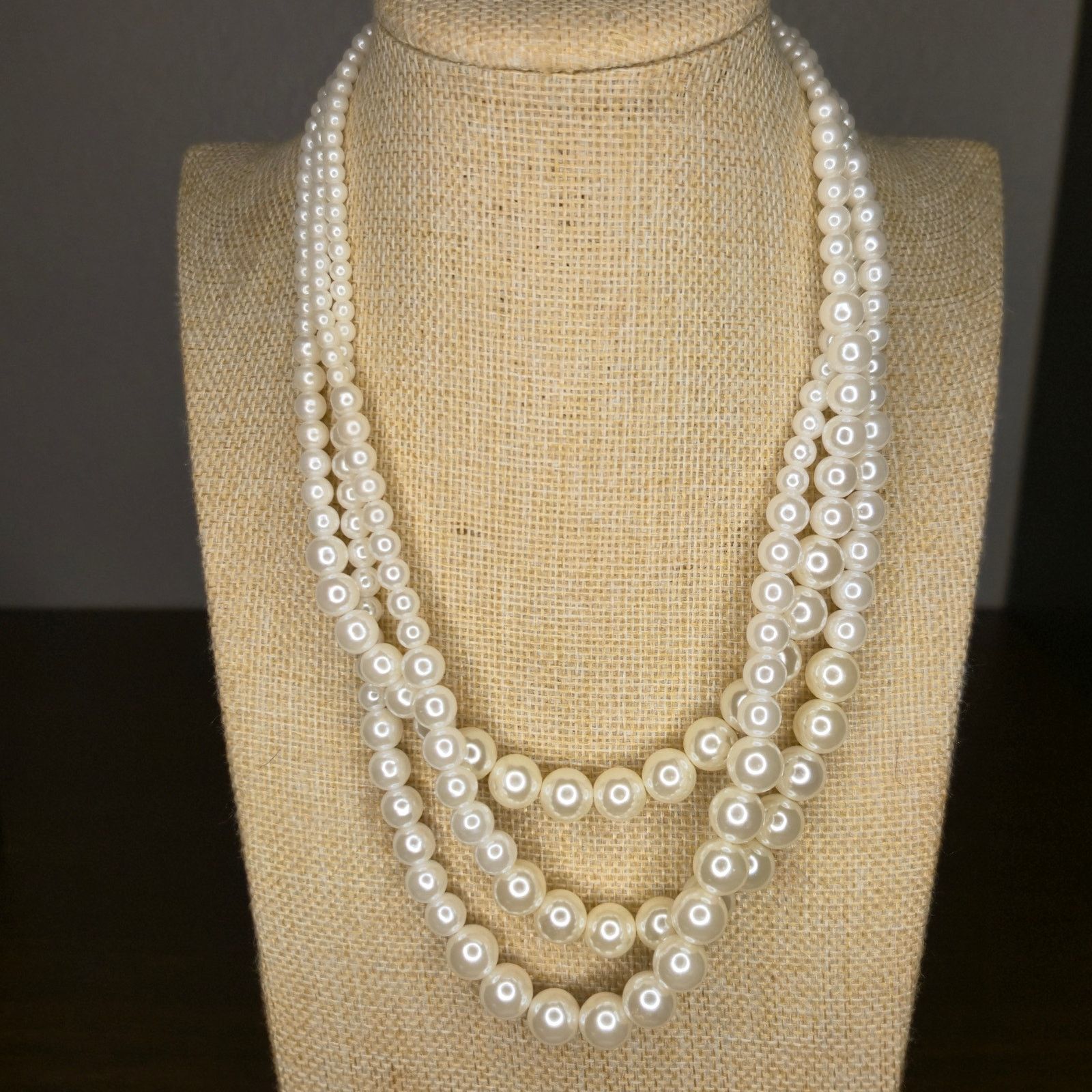 Vintage Vintage 1950s Style Multi-Strand Faux Pearl Necklace Size ONE SIZE - 1 Thumbnail