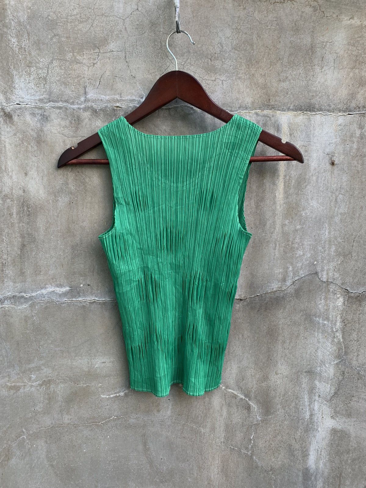 Pleats Please Issey Miyake Polkadot Pattern Sleeveless Top Size L / US 10 / IT 46 - 5 Thumbnail
