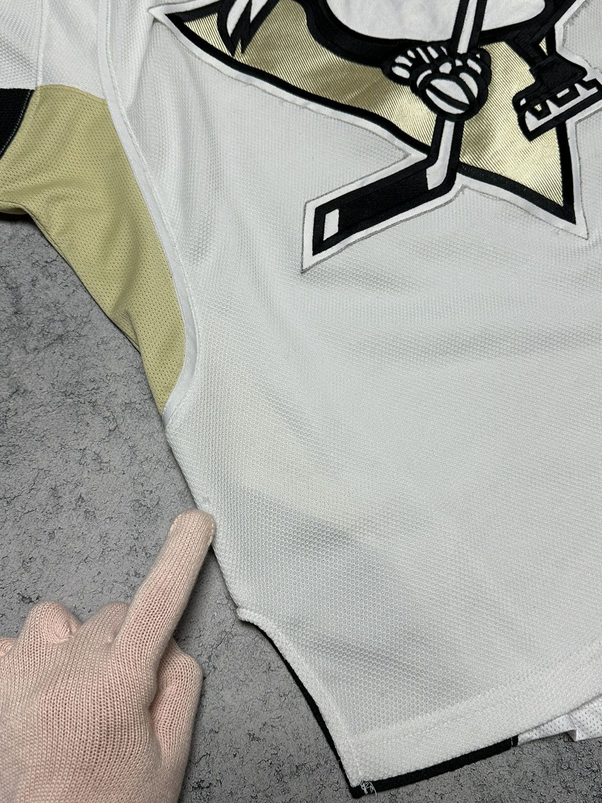 NHL Pittsburgh Penguins NHL James Neal #18 Jersey Size US S / EU 44-46 / 1 - 17 Thumbnail