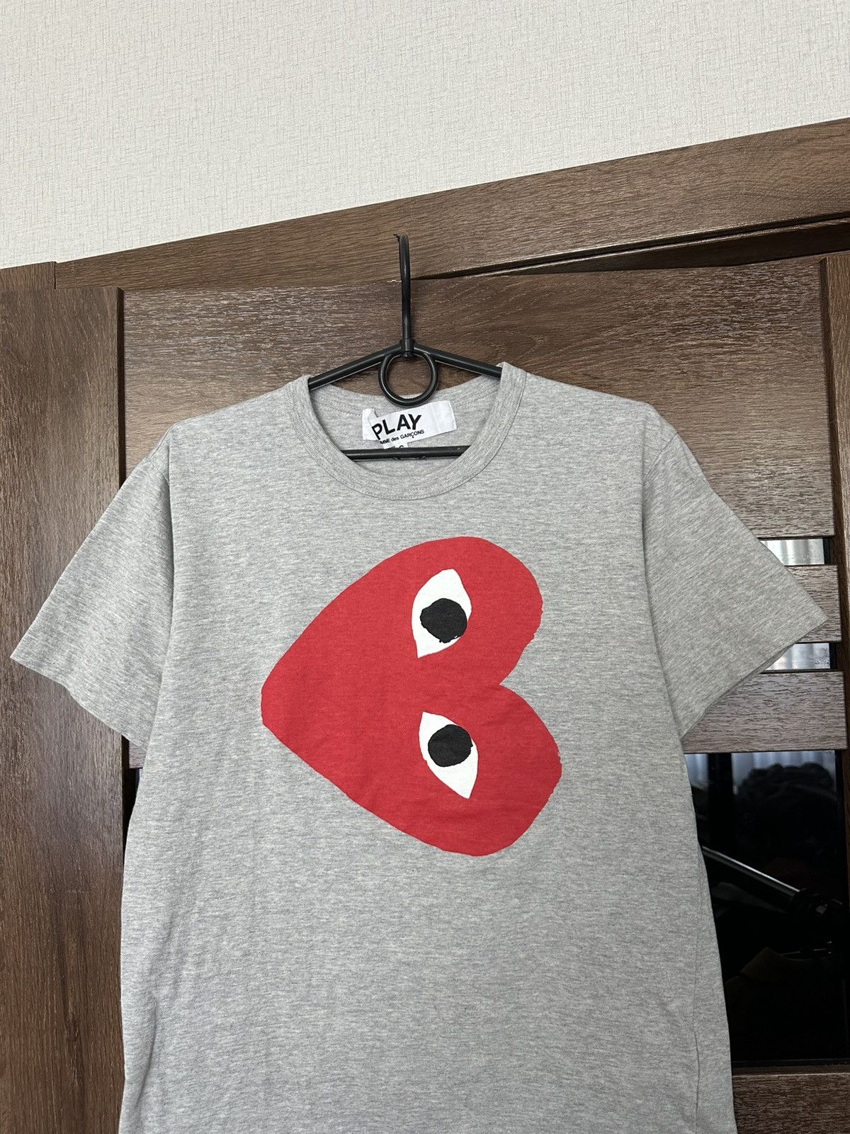 Comme des Garcons PLAY Comme Des Garcons PLAY CDG Heart Logo T-Shirt Size US S / EU 44-46 / 1 - 4 Thumbnail