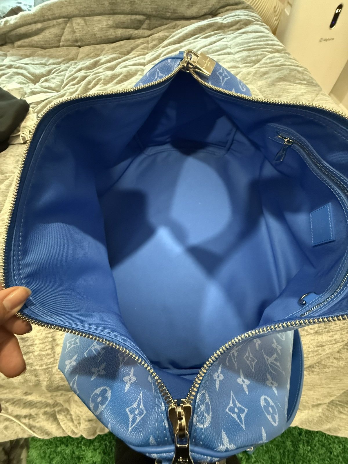 Louis Vuitton Louis Vuitton Cloud Keepall 50 FW20 Virgil Abloh Size ONE SIZE - 9 Thumbnail