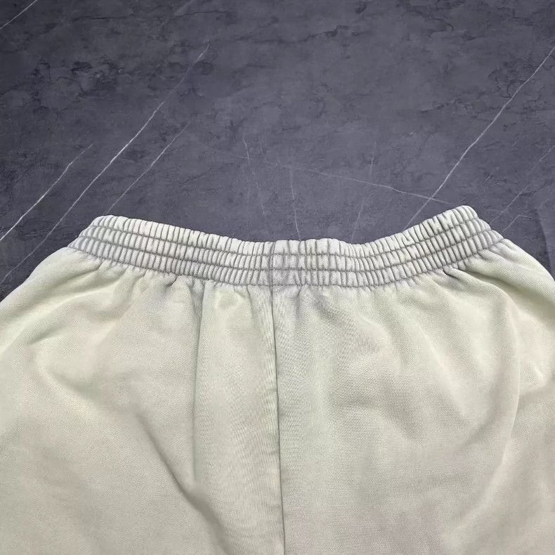 Balenciaga Balenciaga size XS Make old beige embroidered LOGO shorts Size US 27 - 4 Thumbnail