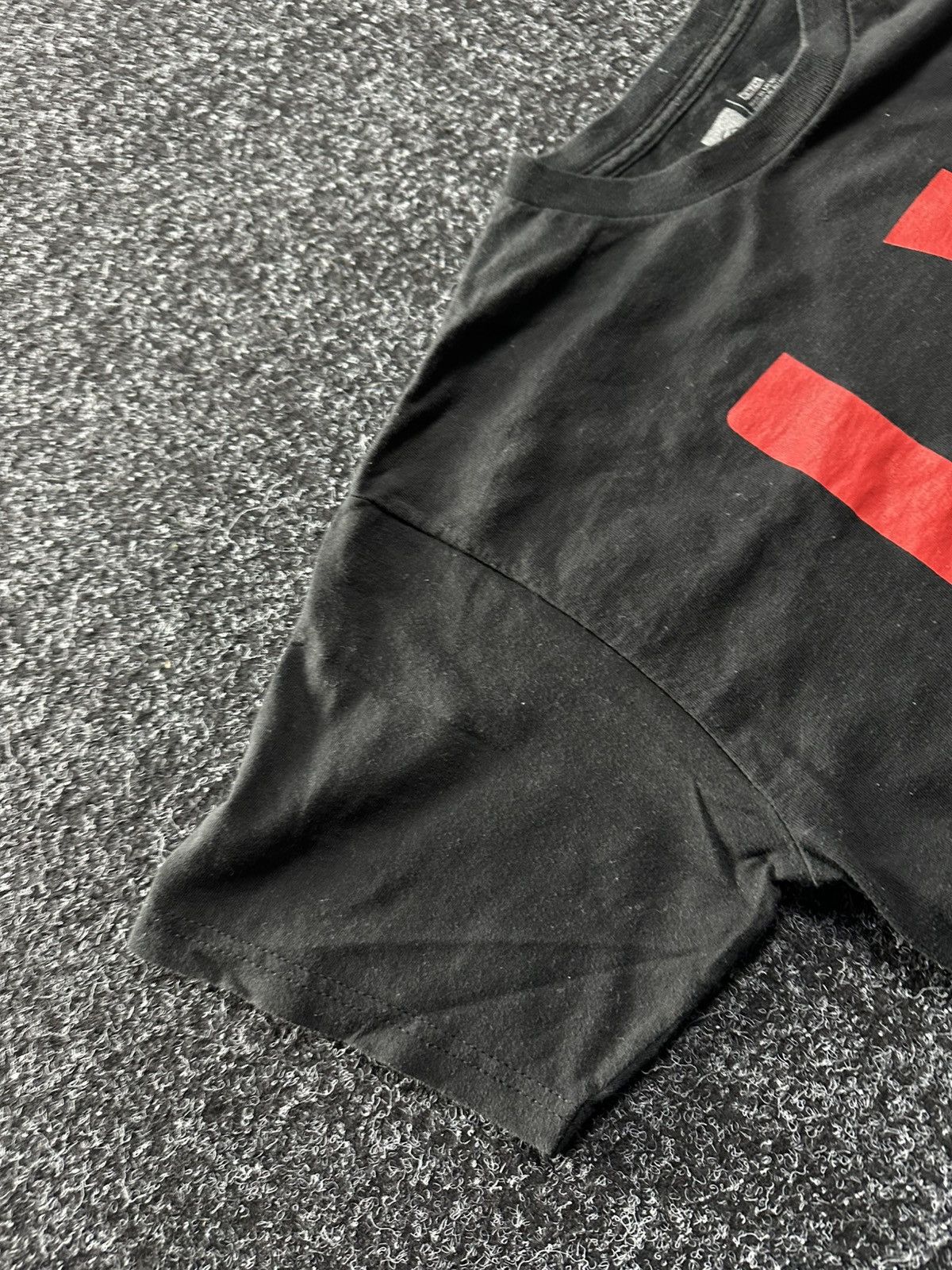 Quiksilver 🚨 VINTAGE BIG LOGO LV QUICKSILVER black faded SURF Y2K RARE Size US M / EU 48-50 / 2 - 6 Thumbnail