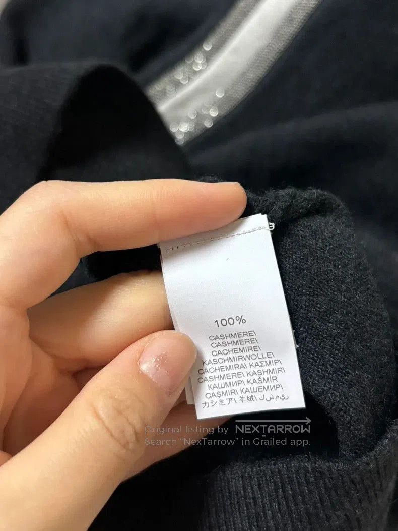 Brunello Cucinelli Brunello Cucinelli Gray Beaded V. Size US M / EU 48-50 / 2 - 5 Thumbnail