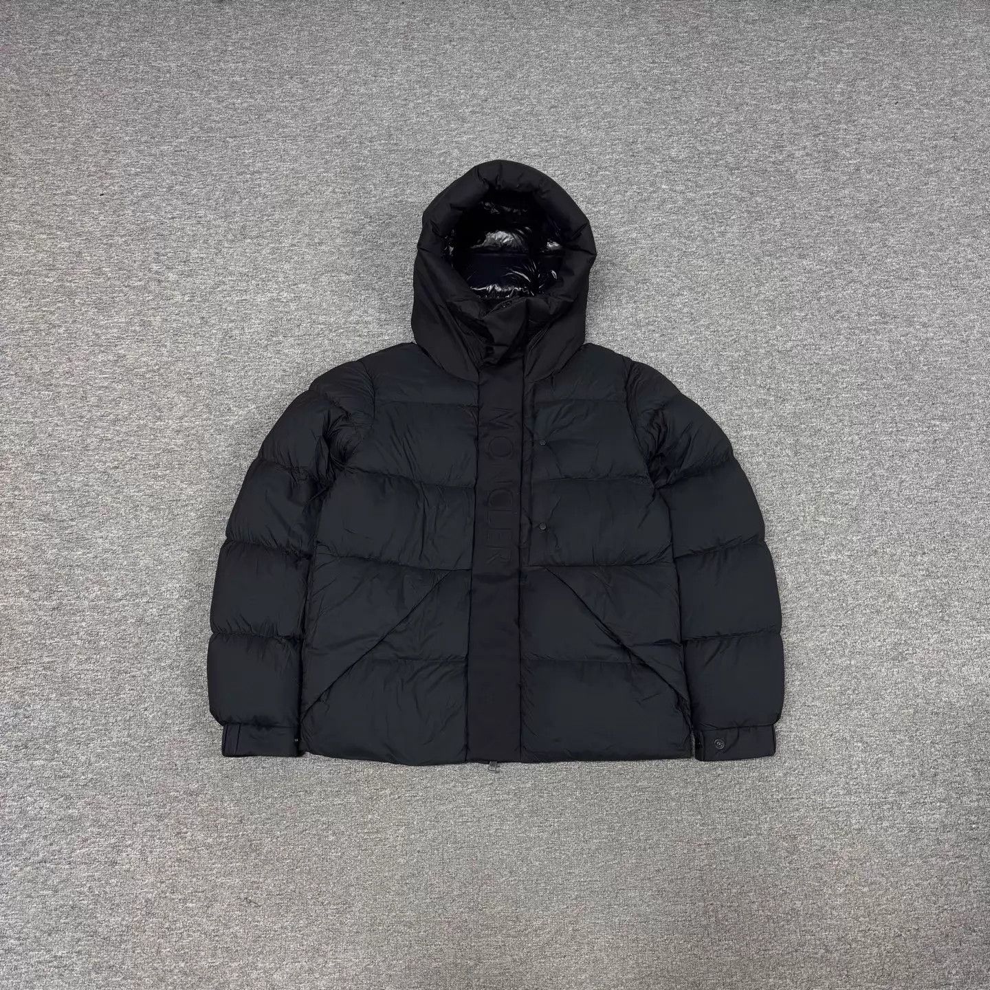 Moncler Moncler FW22 Black Samurai Madeira Short Hooded Puffer 1 99N Size US S / EU 44-46 / 1 - 1 Thumbnail