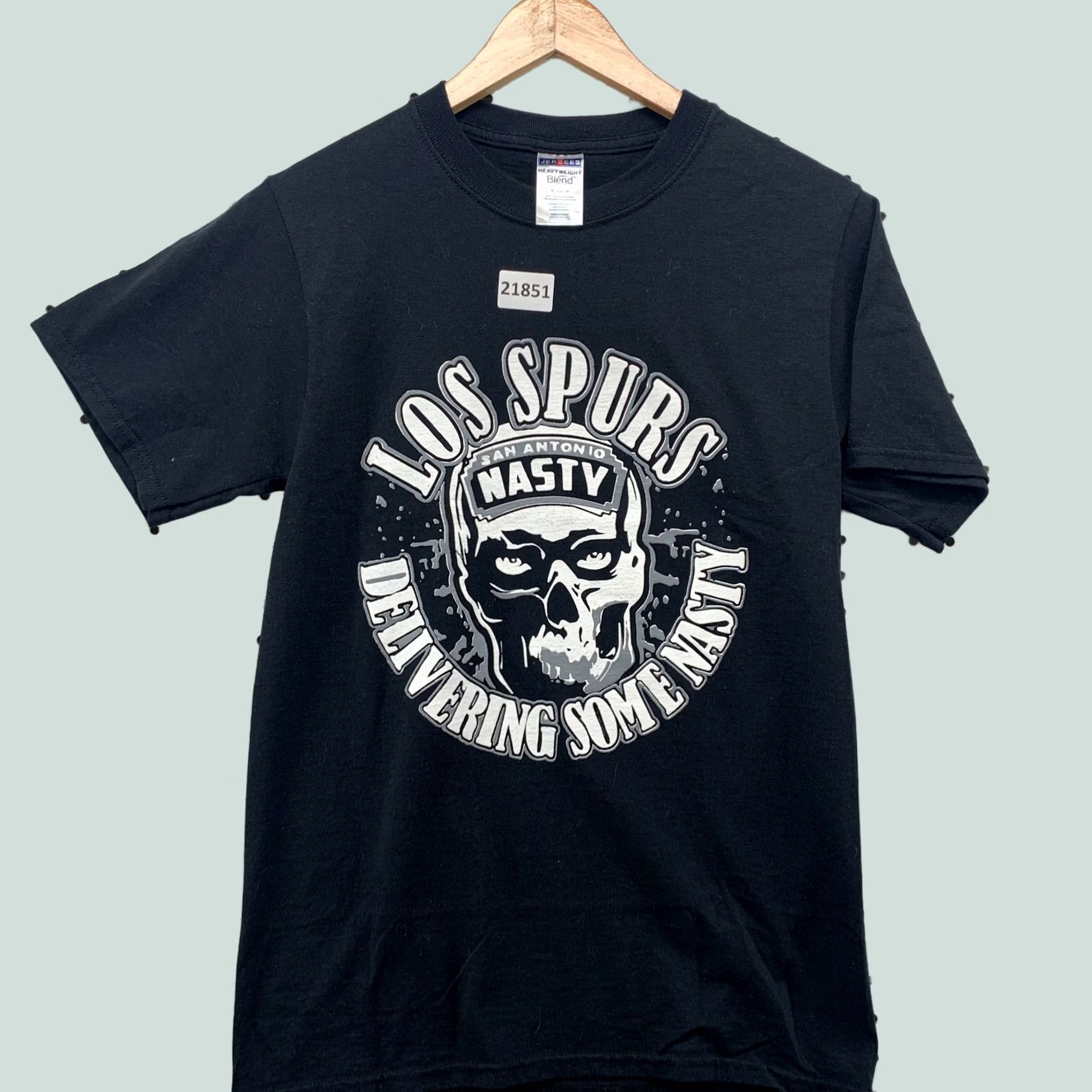 Jerzees Spurs Shirt Black Delivering The Nasty Skull Adult Small 16.5x27 Size US S / EU 44-46 / 1 - 1 Thumbnail