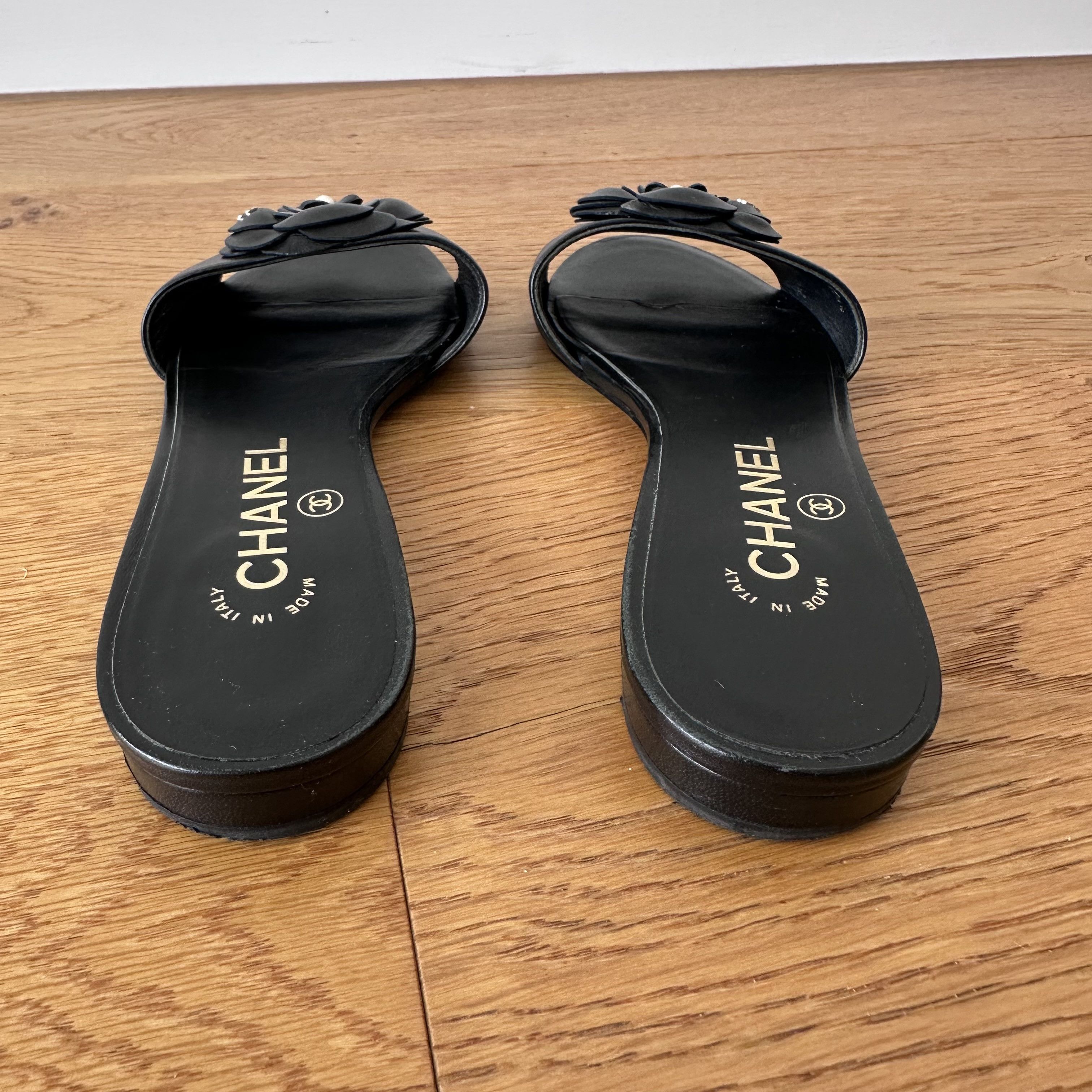 Chanel CHANEL Camelia flat sandals shoes Size US 6 / IT 36 - 10 Thumbnail