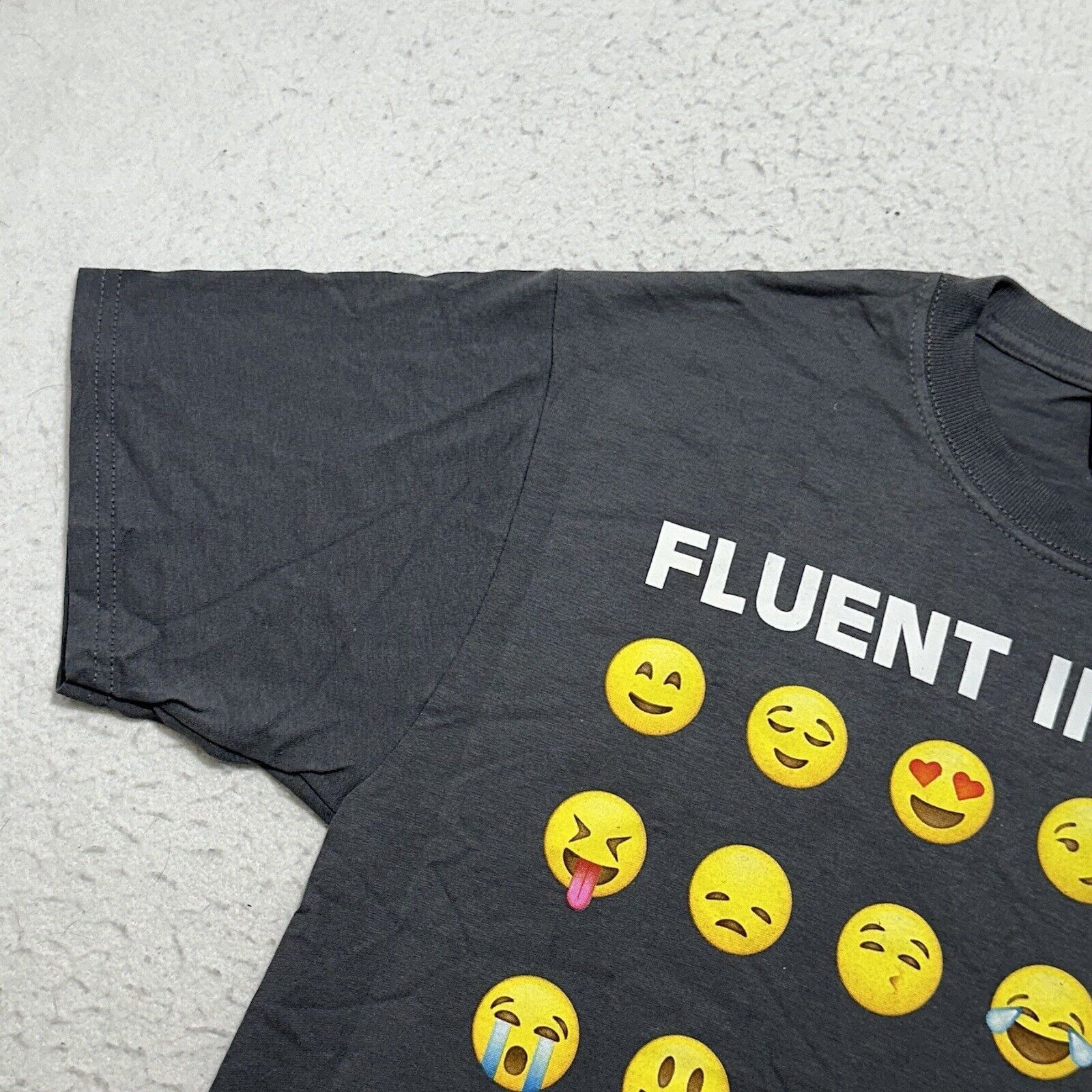 Fruit Of The Loom Fluent In Emoji Medium Funny Graphic TShirt Apple iPhone Tee Size US M / EU 48-50 / 2 - 6 Thumbnail