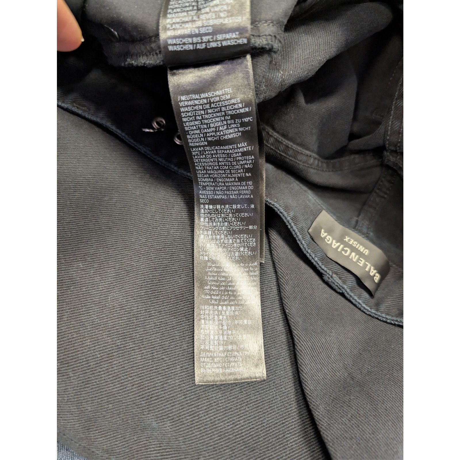 Balenciaga o1rshd1 Q:2 / Left Hand Denim Pierced Baggy Pants in Black Size US 32 / EU 48 - 19 Thumbnail