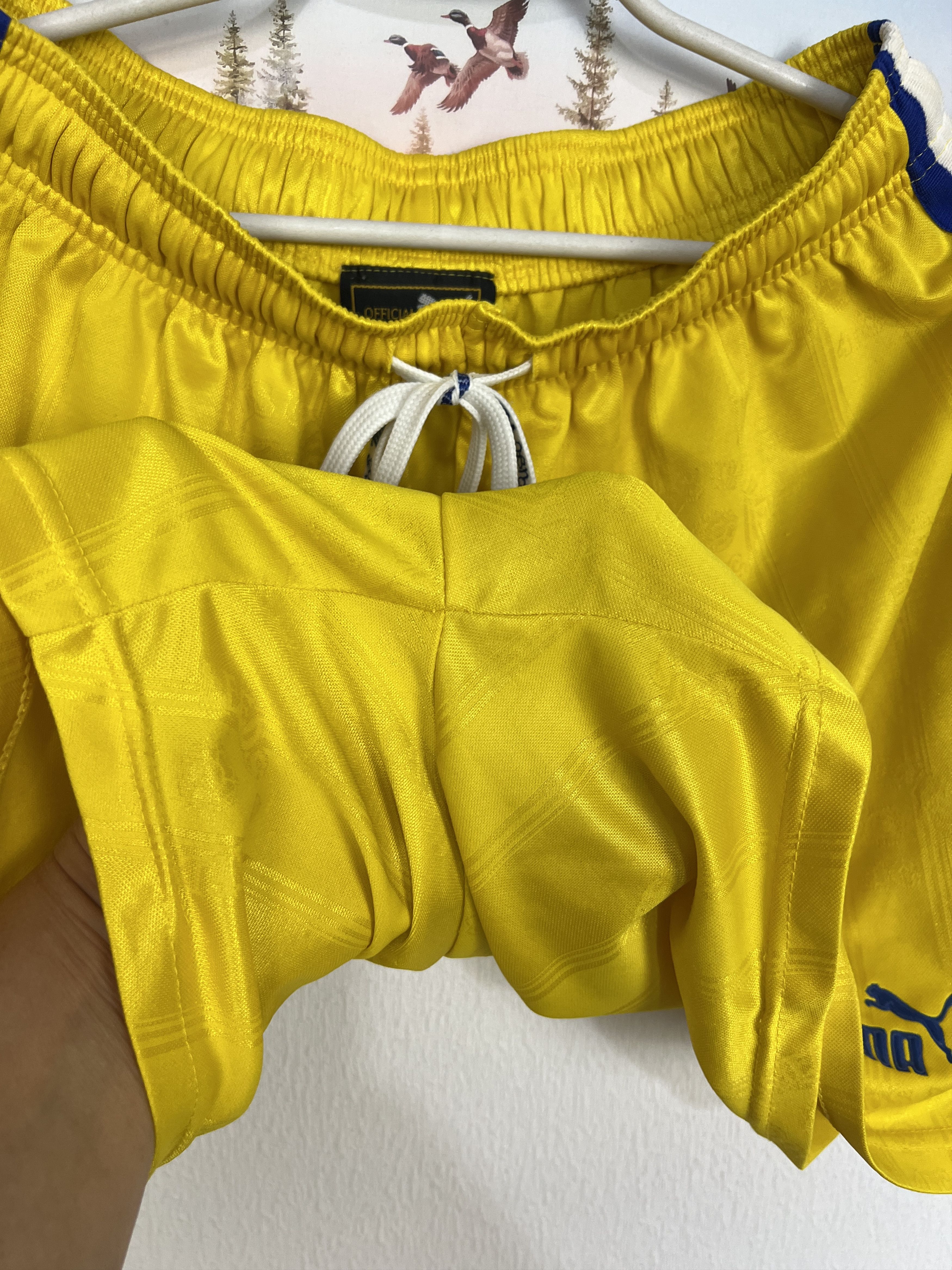 Puma Vintage 90's Puma Leeds United Football Shorts Soccer XL Size US 36 / EU 52 - 6 Thumbnail