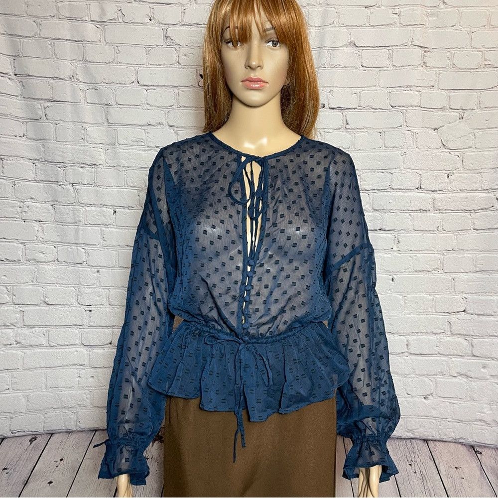 Other Walter Baker Theresa Georgette Navy Long Sleeve Blouse Size Size S / US 4 / IT 40 - 2 Thumbnail