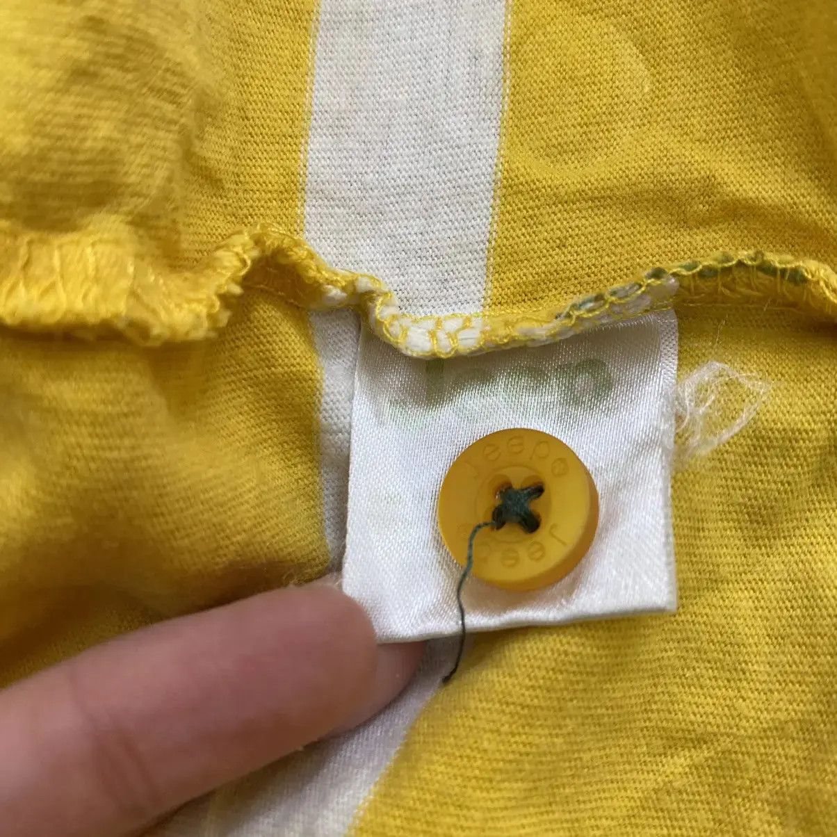 Jeep Vintage JEEP Golf Tennis Striped Yellow Polo Tee Shirt Size US M / EU 48-50 / 2 - 4 Thumbnail