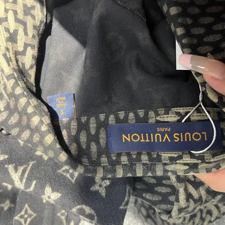 Louis Vuitton Louis Vuitton Black Co-branded Patchwork Shirt Size US S / EU 44-46 / 1 - 4 Thumbnail