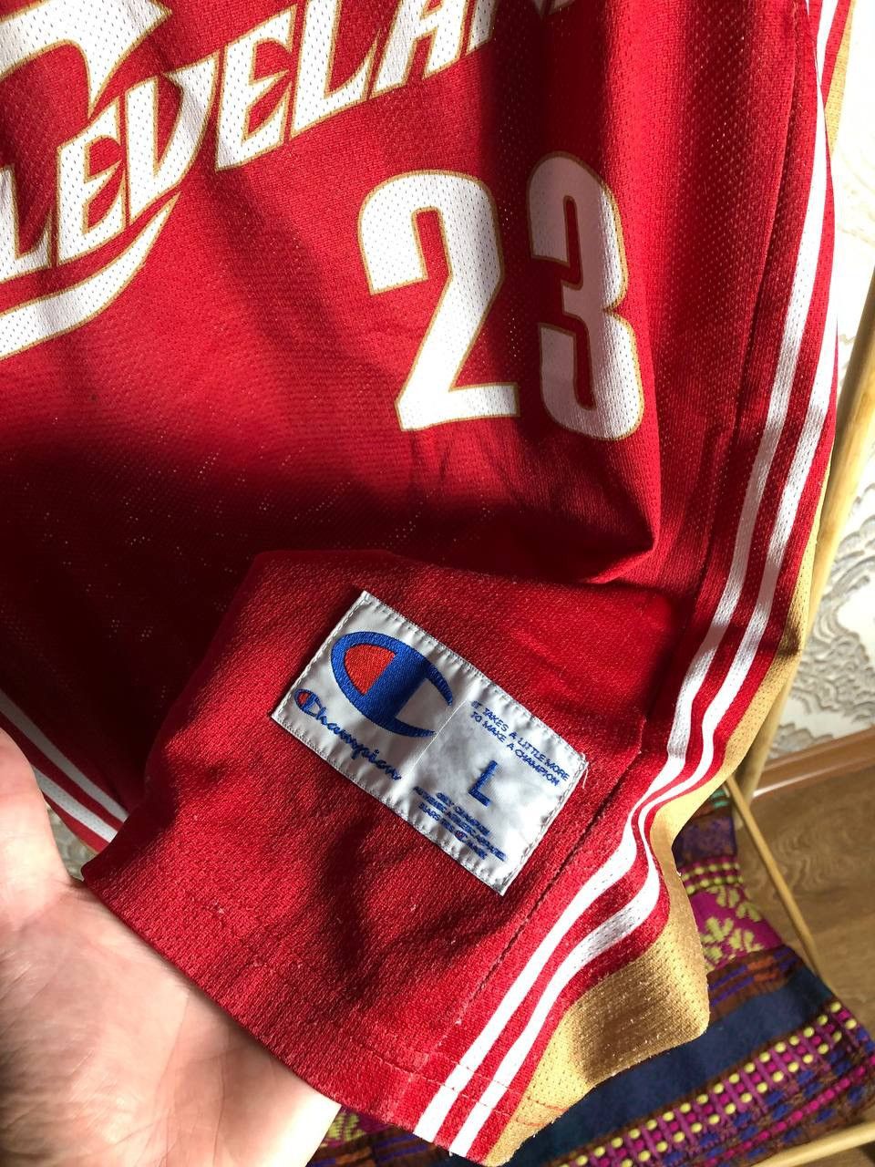 Champion × Vintage VERY RARE CHAMPION CLEVELAND LEBRON JAMES NBA JERSEY Y2K 90s Size US L / EU 52-54 / 3 - 5 Thumbnail