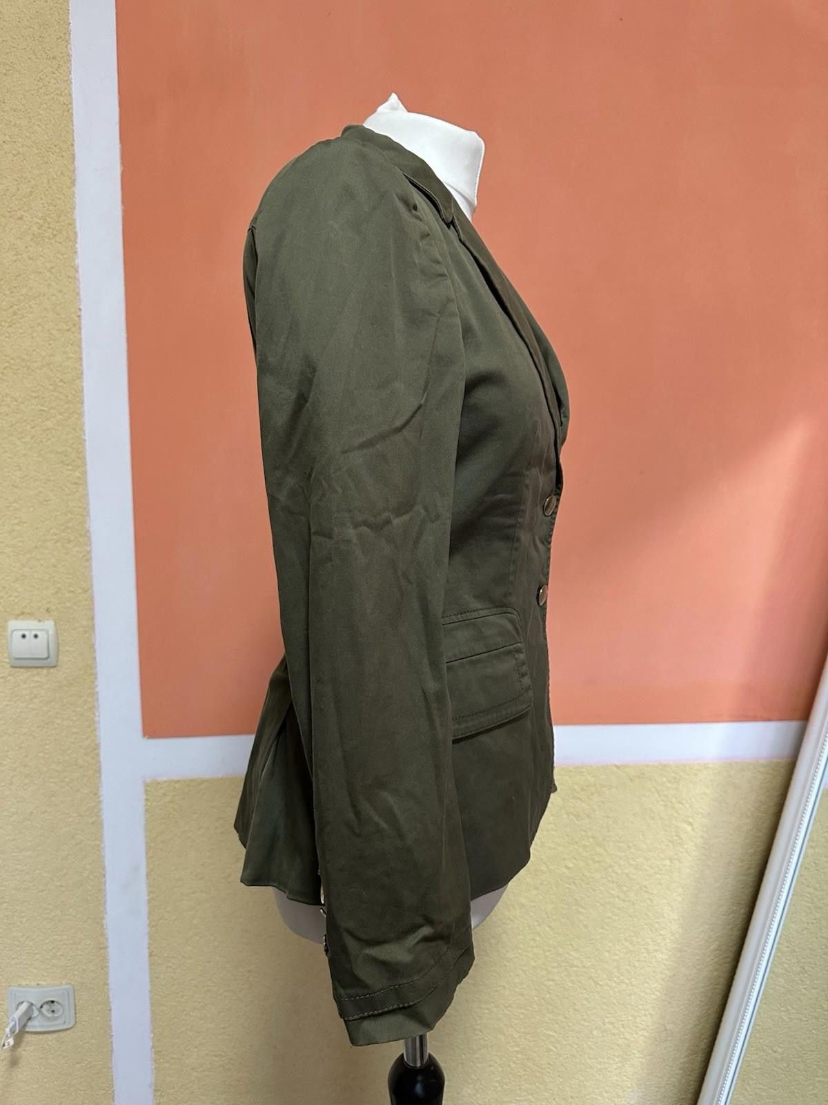 Gucci Gucci Women Blazzer Size 40 Khaki Size M / US 6-8 / IT 42-44 - 5 Thumbnail