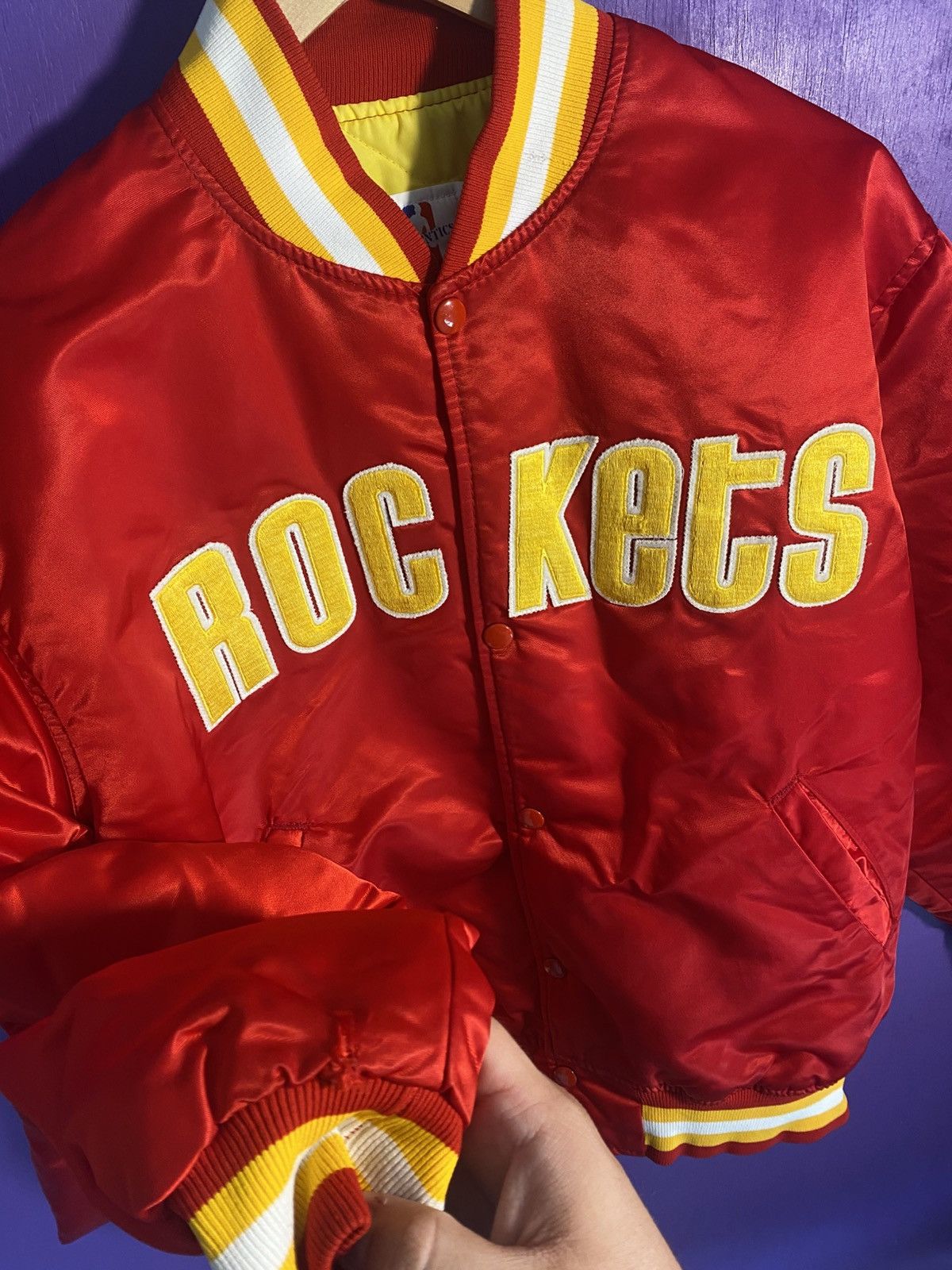 NBA × Starter × Vintage Vintage 80s Starter Houston rockets satin jacket Size US L / EU 52-54 / 3 - 3 Thumbnail