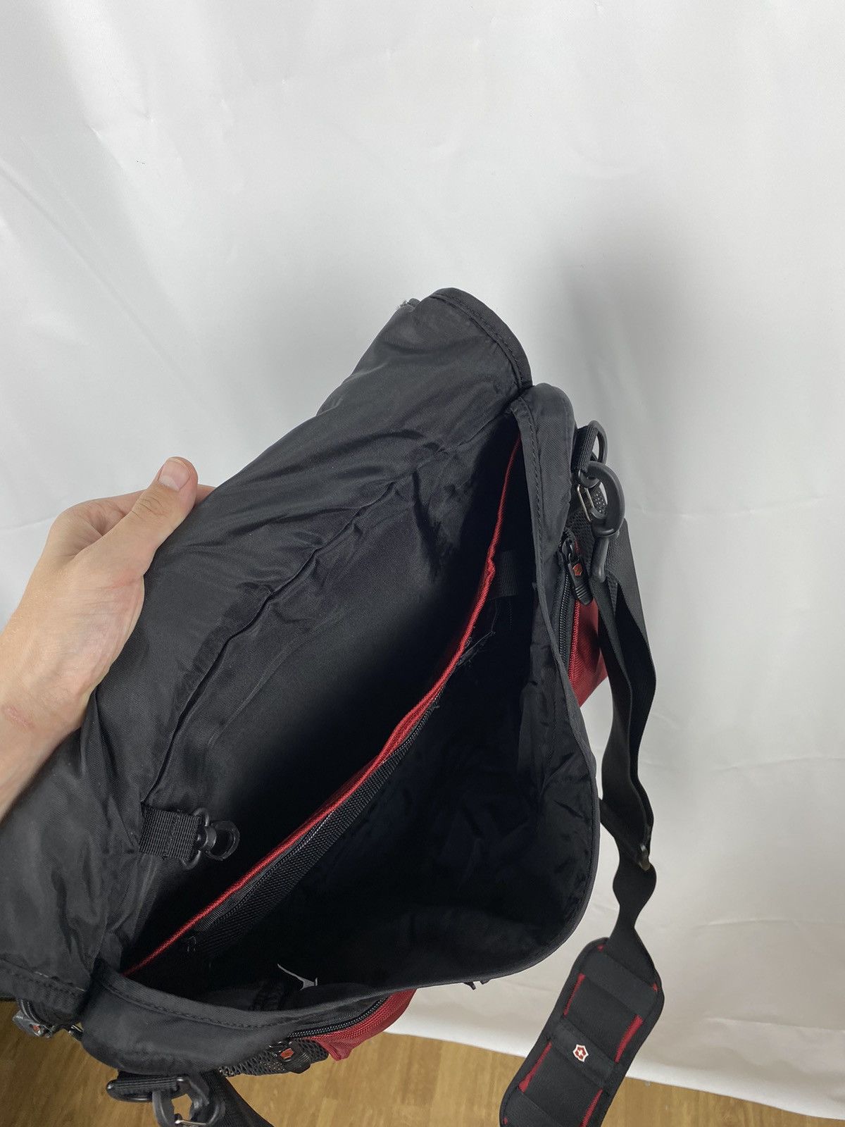 Victorinox Victorinox Messenger Bag Swiss Army Knife Maker Laptop Size ONE SIZE - 19 Thumbnail
