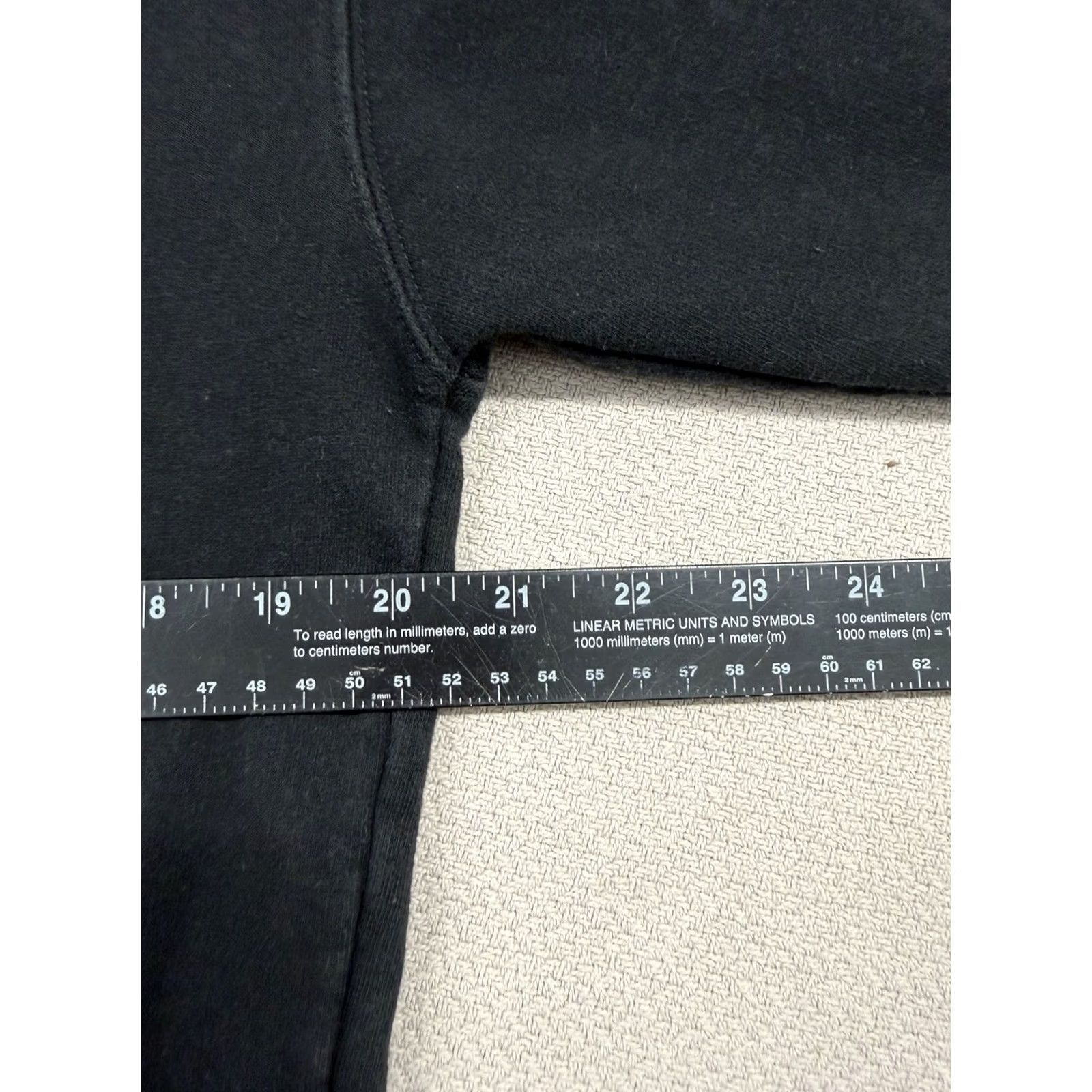 Vintage Daniel Howell Embrace The Void End of the World Tour Hoodie Men’s Medium Black Size US M / EU 48-50 / 2 - 5 Thumbnail