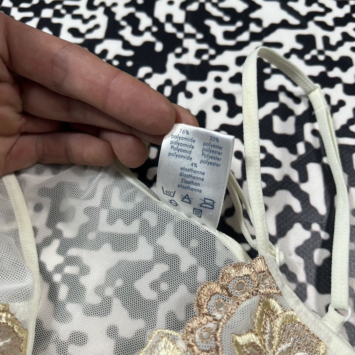 Japanese Brand Vintage Y2K Japanese Mesh Floral Sexy Retro Style Tank Top Size M / US 6-8 / IT 42-44 - 14 Thumbnail