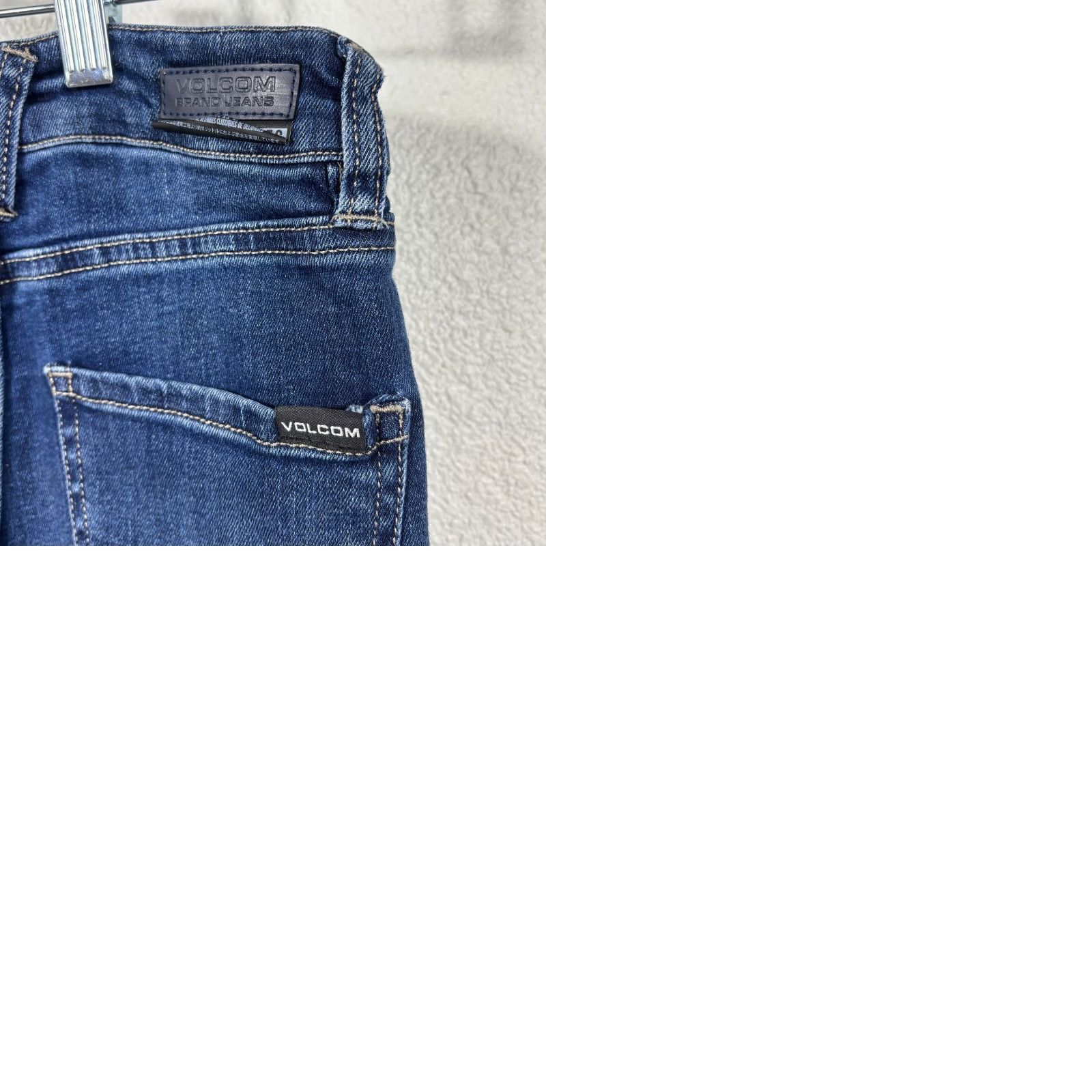 Volcom Volcom Stone Scraper Wide Leg Jeans Womens 26 Blue High Rise Ankle Dark Wash Size 26" / US 2 / IT 38 - 9 Thumbnail