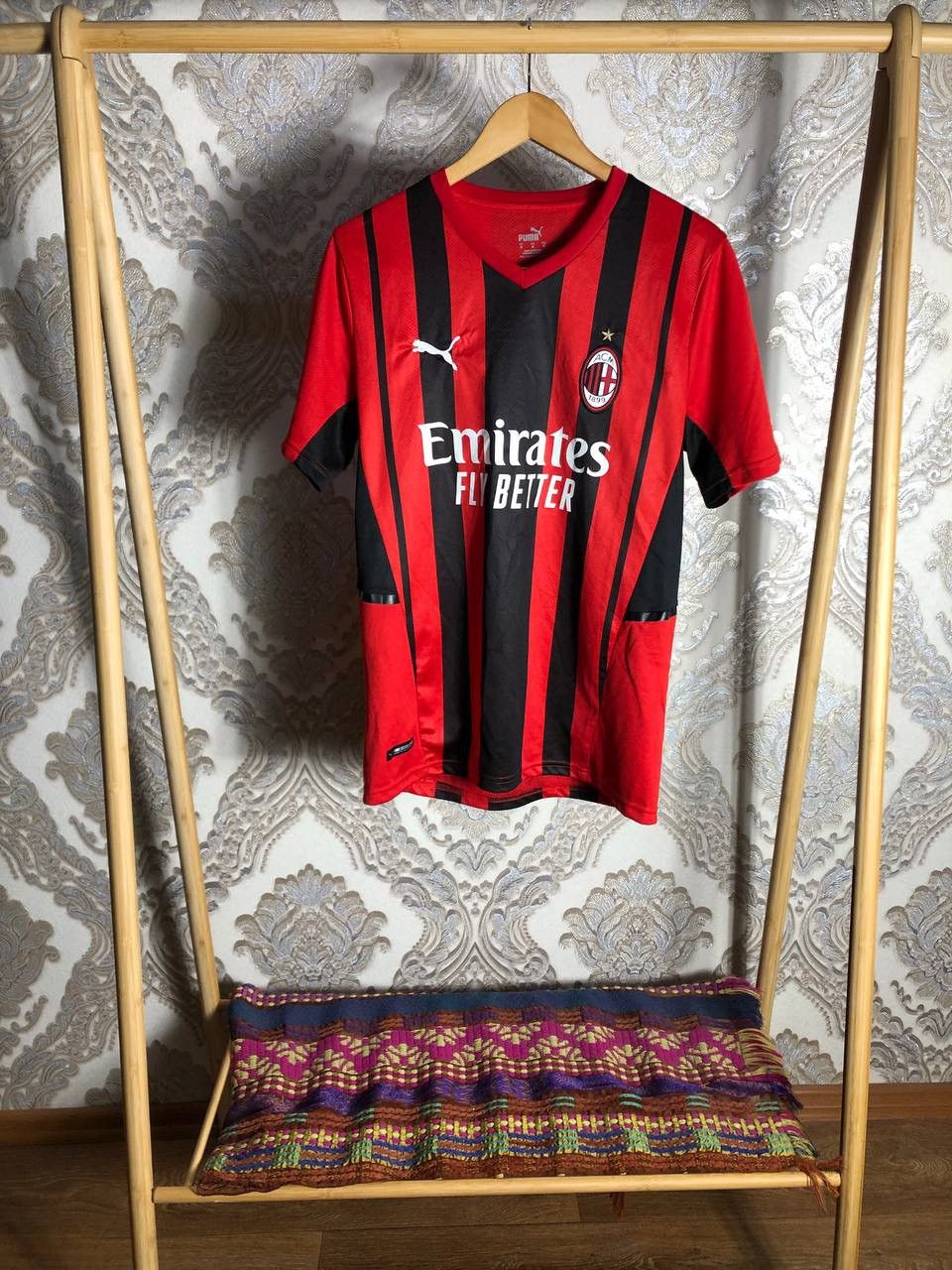 Vintage VERY RARE PUMA FC MILAN ITALY SOCCER JERSEY RETRO Y2K 90s Size US M / EU 48-50 / 2 - 1 Thumbnail