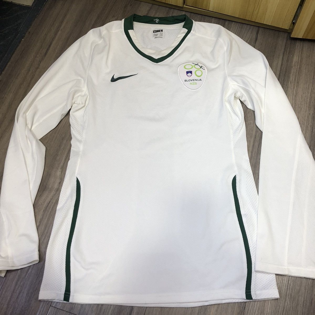 Nike Slovenia 09/10 Longsleeves player issue away shirt Size US L / EU 52-54 / 3 - 1 Thumbnail