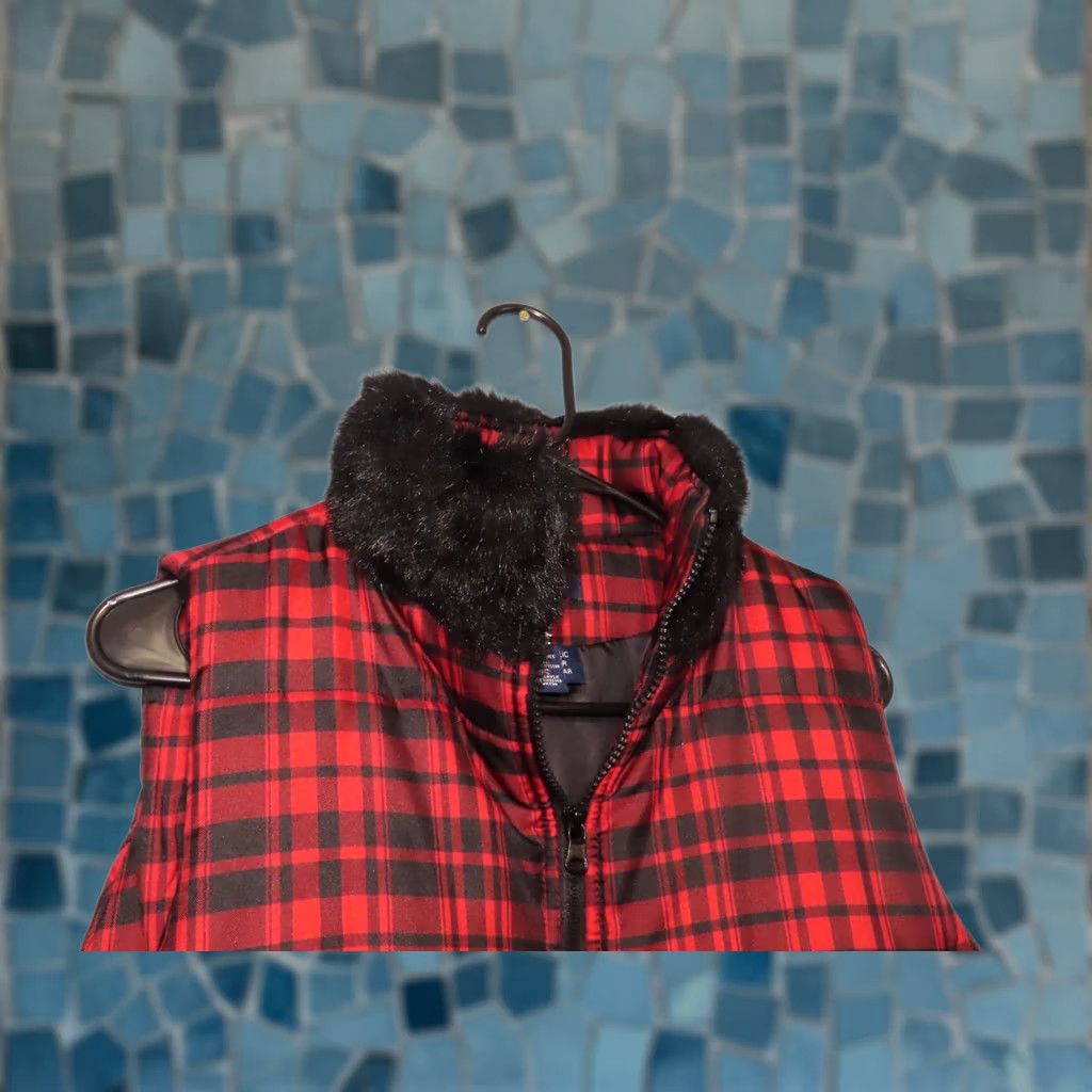 Chaps Chaps Women's M Puffer Vest Red Black Plaid Full Zip Faux Fur Collar Pockets Vest Size M / US 6-8 / IT 42-44 - 1 Thumbnail
