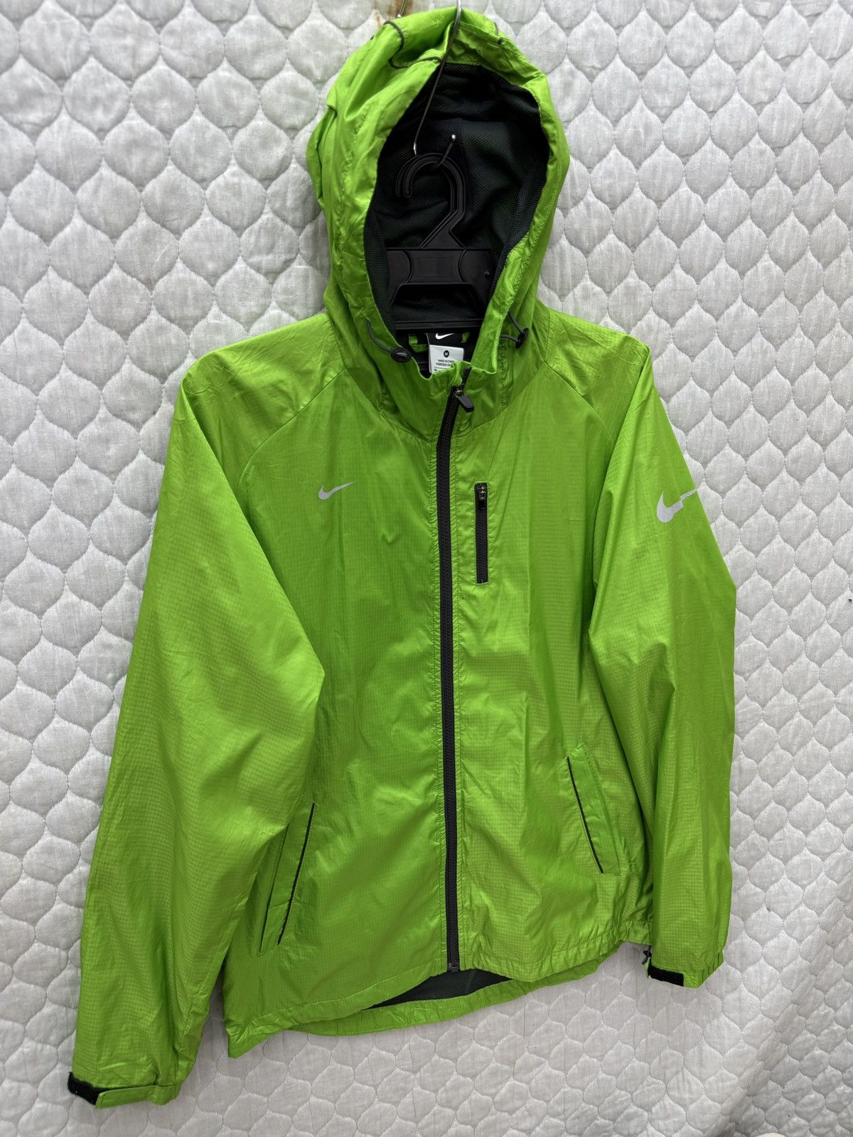 Nike 🔥🔥🔥STEALS NIKE HOODIE LIGHT JACKET Size US M / EU 48-50 / 2 - 2 Thumbnail