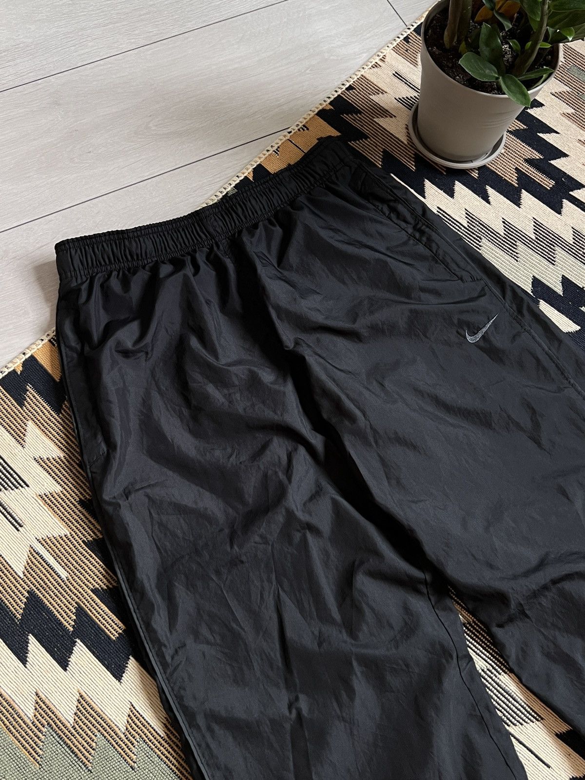 Nike Vintage Nike Nylon Drill Y2k Track Pants Size US 32 / EU 48 - 6 Thumbnail