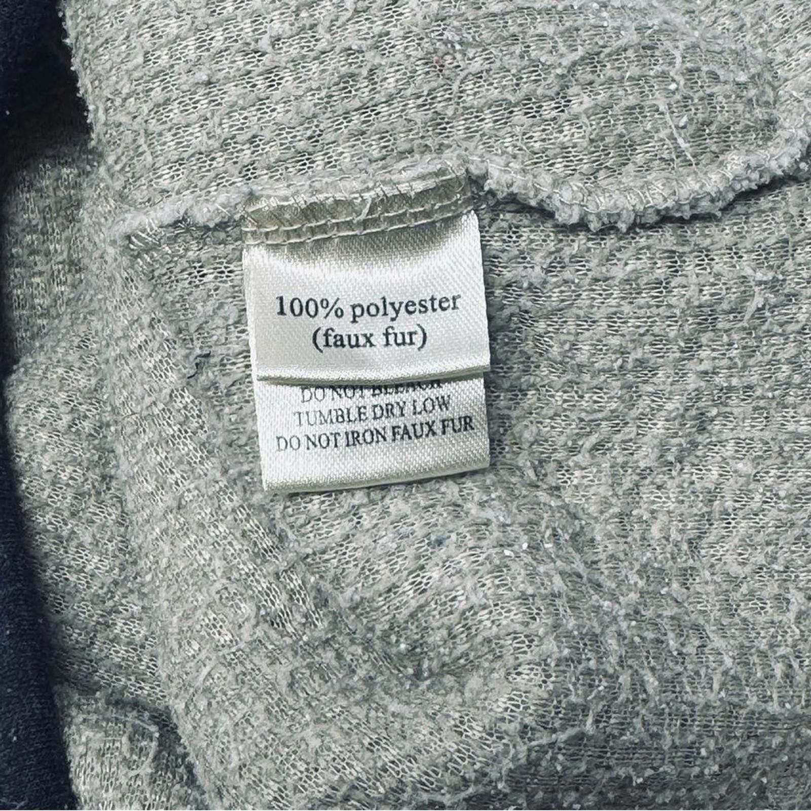 dylan Dylan Los Angeles. Women's Sherpa Pull-Over. Size Small. Size S / US 4 / IT 40 - 3 Thumbnail