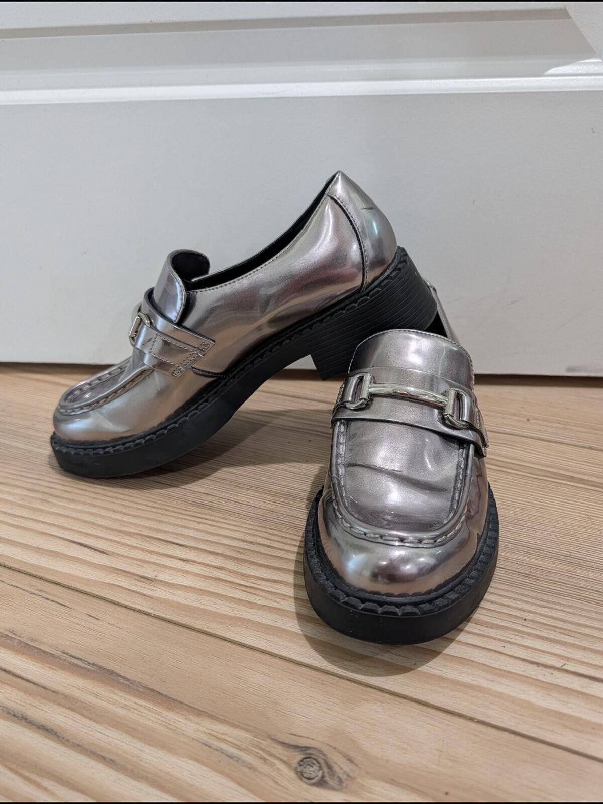 Other Retro Madden Girl Metallic Silver Chunky Loafers Size US 8.5 / IT 38.5 - 2 Thumbnail