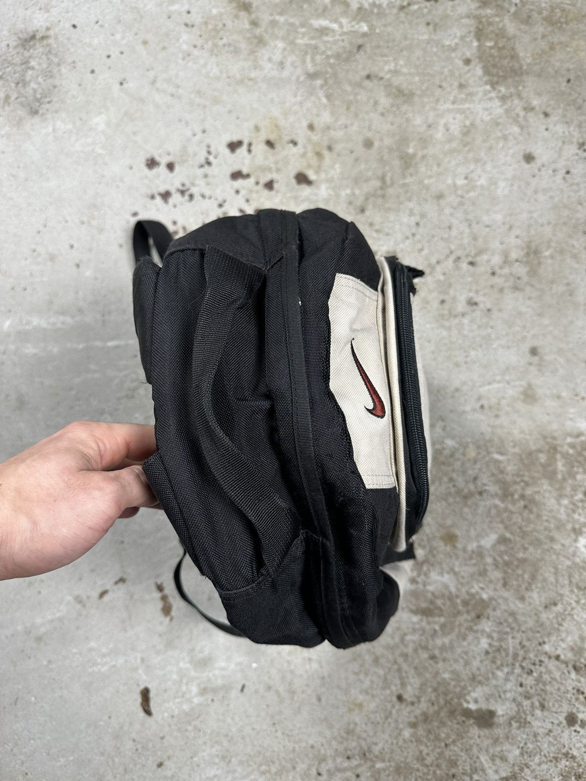 Nike ‼️ Vintage y2k Nike Beige Backpack Bag Swoosh Size ONE SIZE - 5 Thumbnail