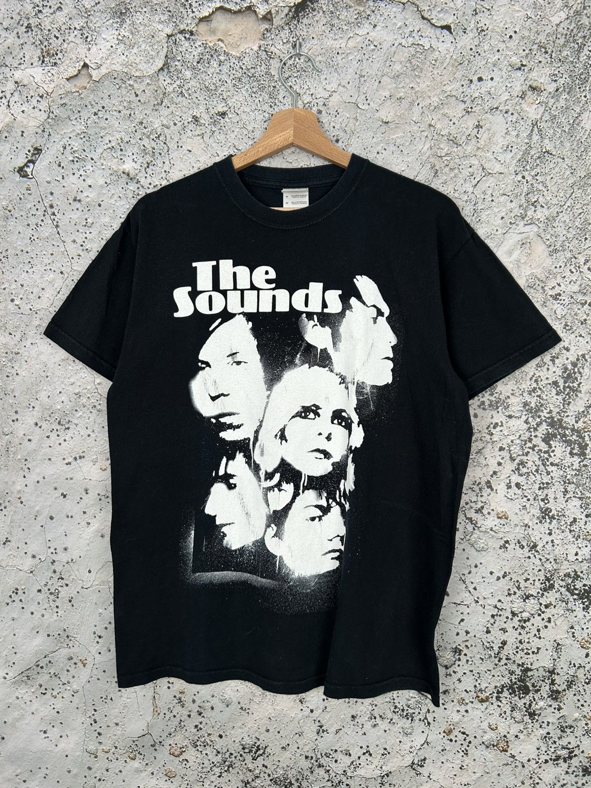 Band Tees The Sounds Vintage Rock Band Tee Metal Music Art Graphic Size US M / EU 48-50 / 2 - 1 Thumbnail