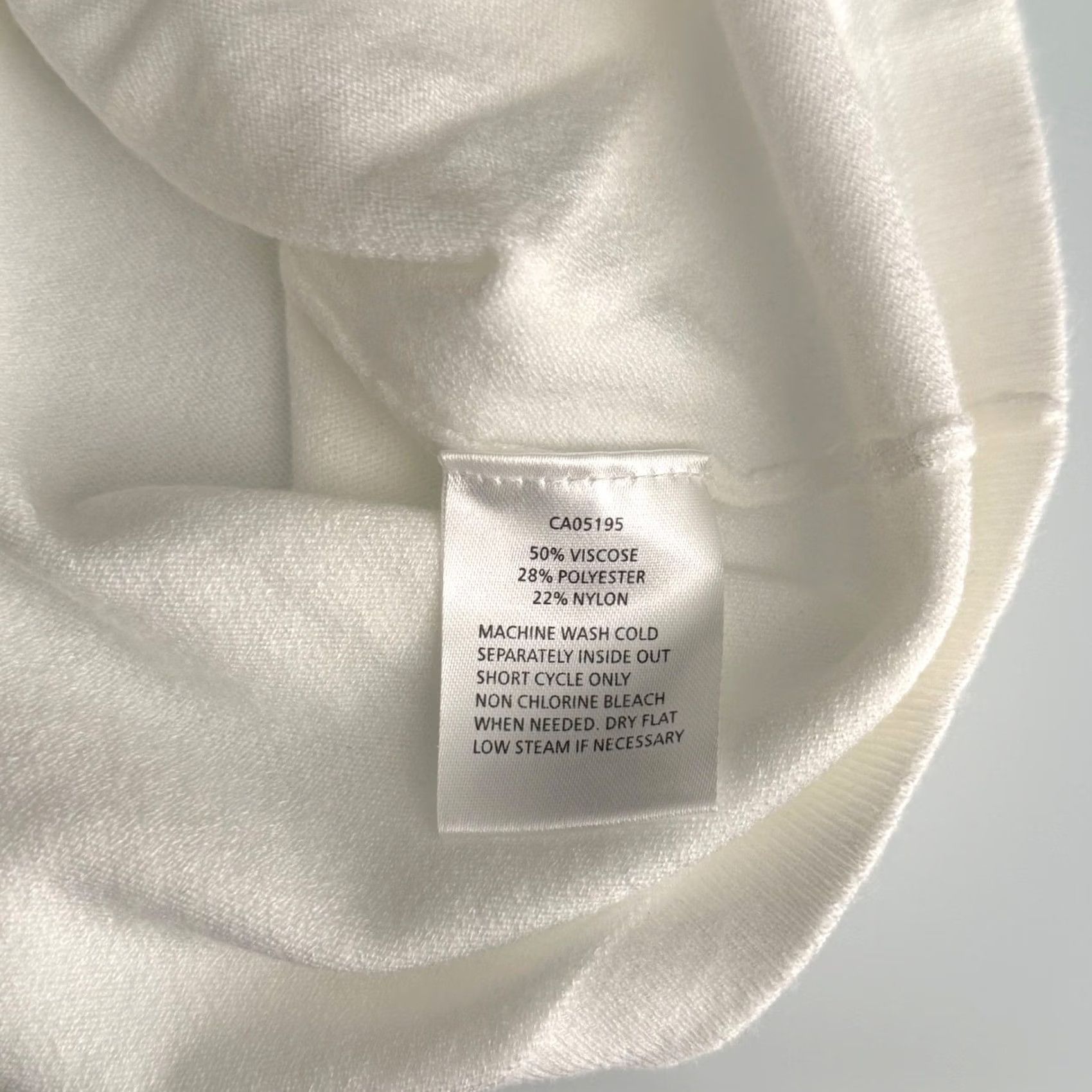 Vintage Picadilly Canada Top Womens S White Sleeveless Turtleneck Knit Shell Minimalist Size S / US 4 / IT 40 - 7 Thumbnail