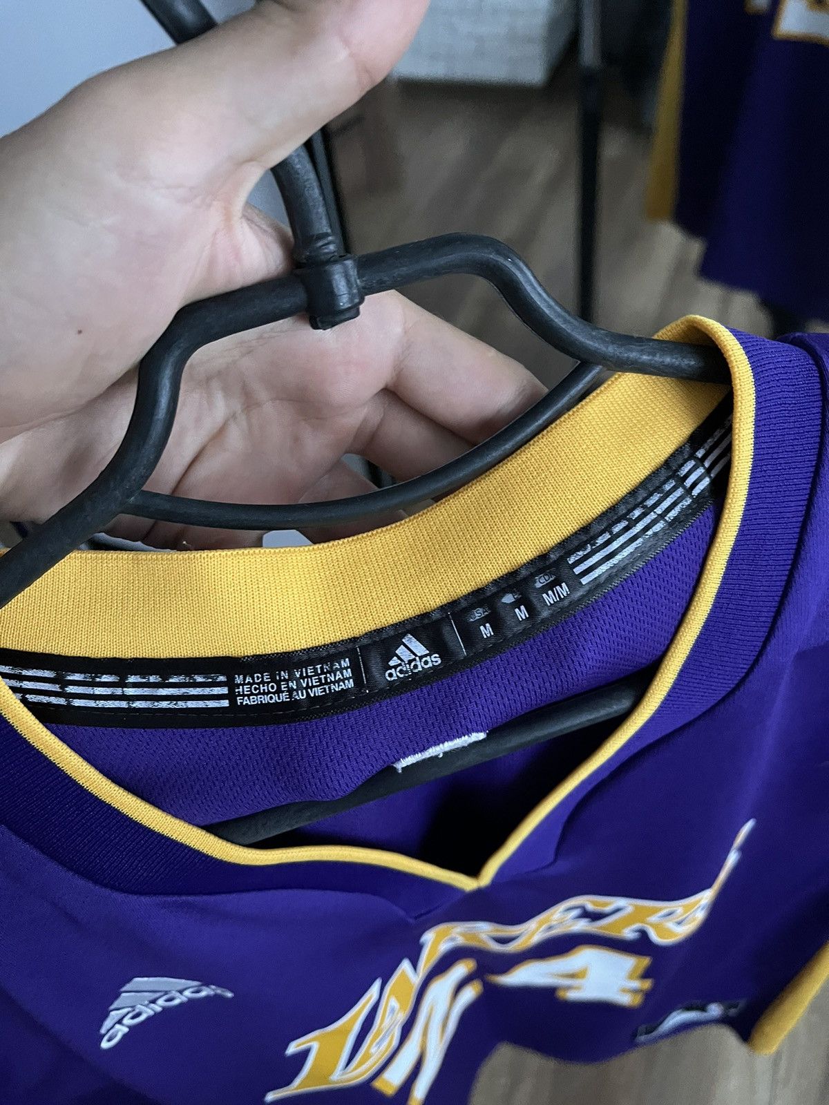 NBA Adidas Los Angeles Lakers LA Kobe Bryant Vintage NBA Jersey Size US M / EU 48-50 / 2 - 9 Thumbnail