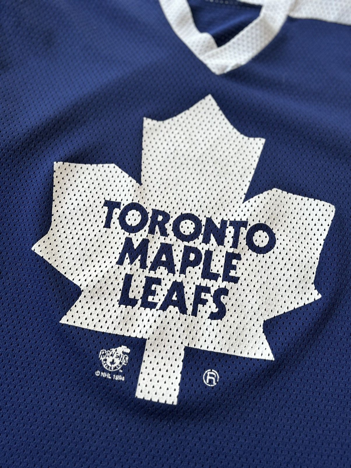NHL × Vintage 1994 Toronto Maple Leafs Hockey Jersey Size US M / EU 48-50 / 2 - 3 Thumbnail