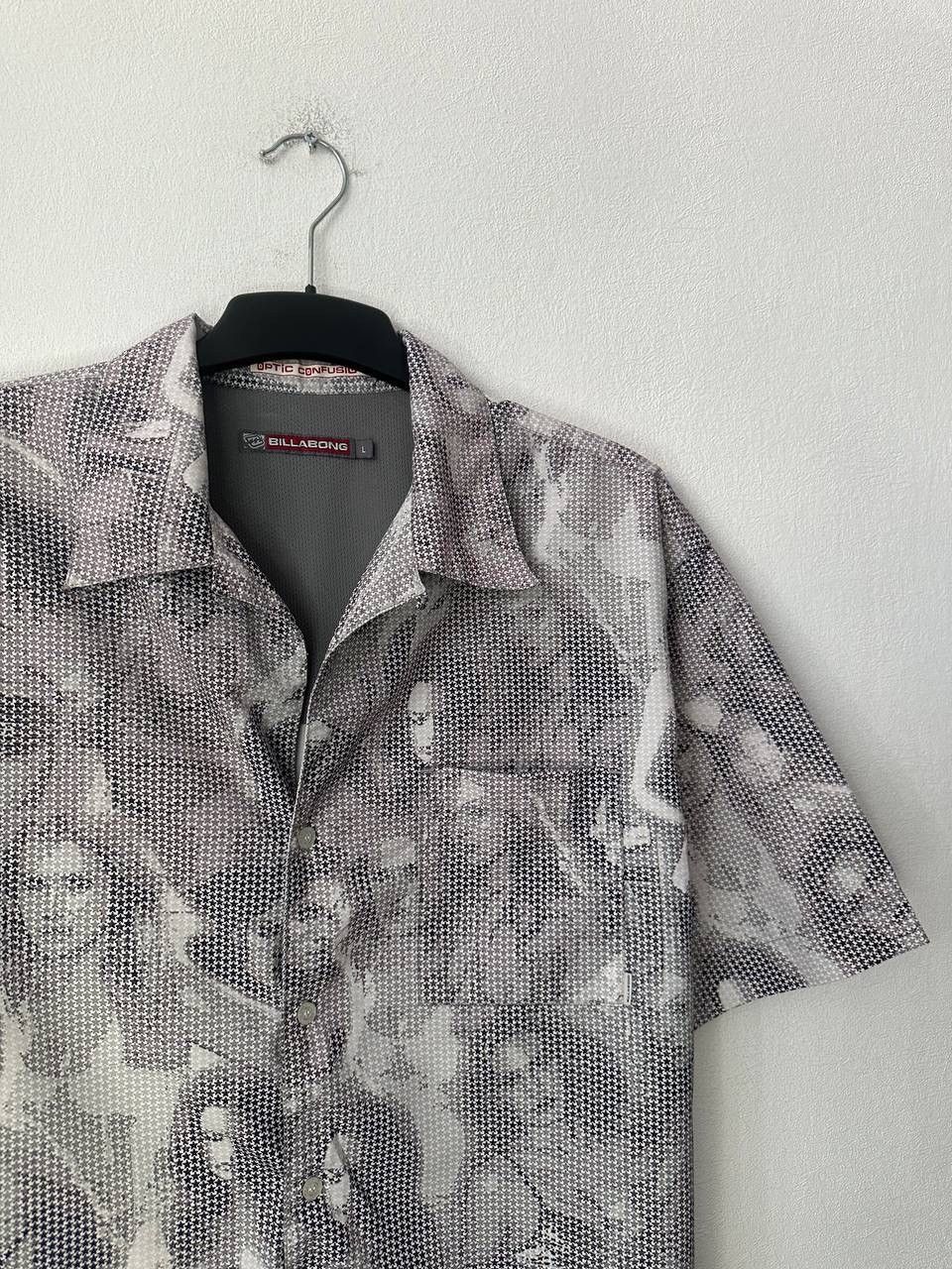 Billabong Vintage Billabong Optic Confusion Shirt Monogram Surf Y2K Size US L / EU 52-54 / 3 - 3 Thumbnail
