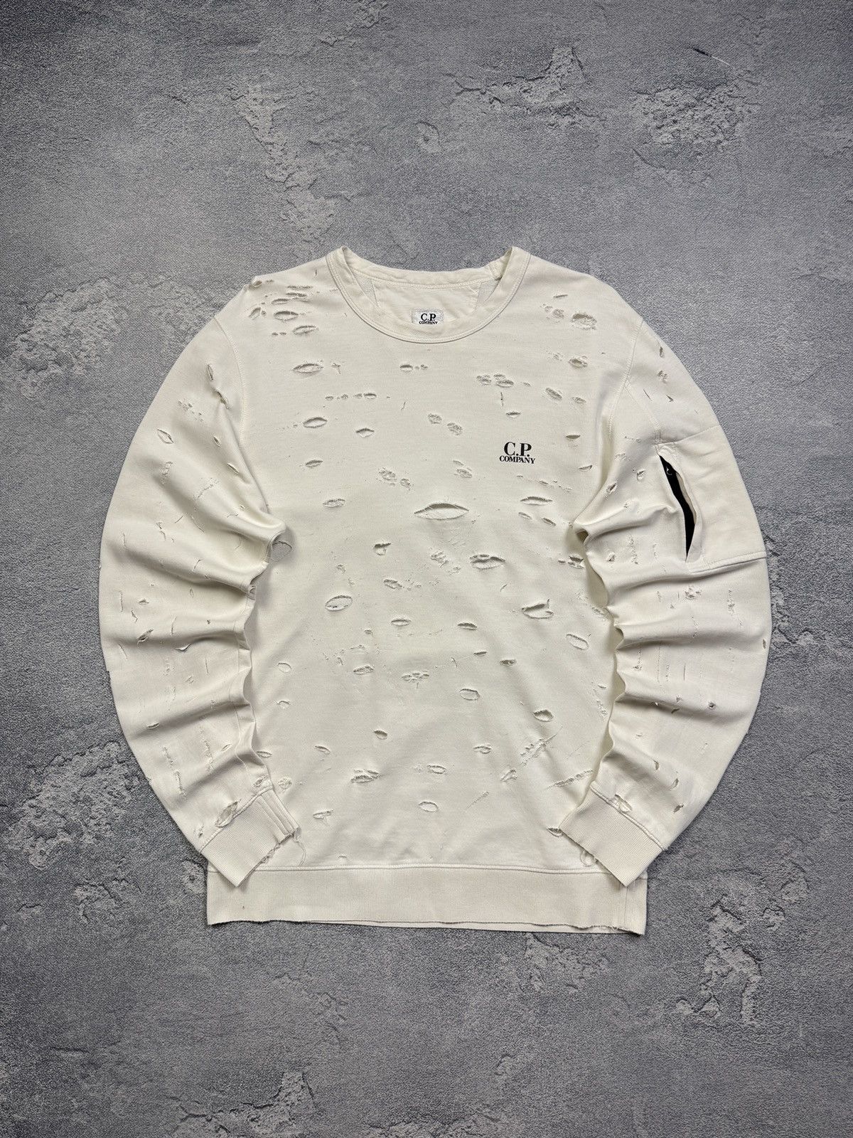 C.P. Company Vintage CP Company Faded Sweatshirt Size US S / EU 44-46 / 1 - 1 Thumbnail