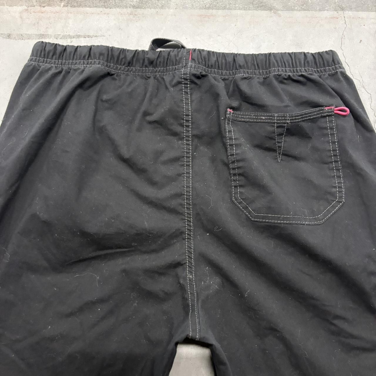 Vintage Crazy Vintage Y2K/2000s Baggy Wideleg Black with pink accents sweatpants! Size US 34 / EU 50 - 7 Thumbnail