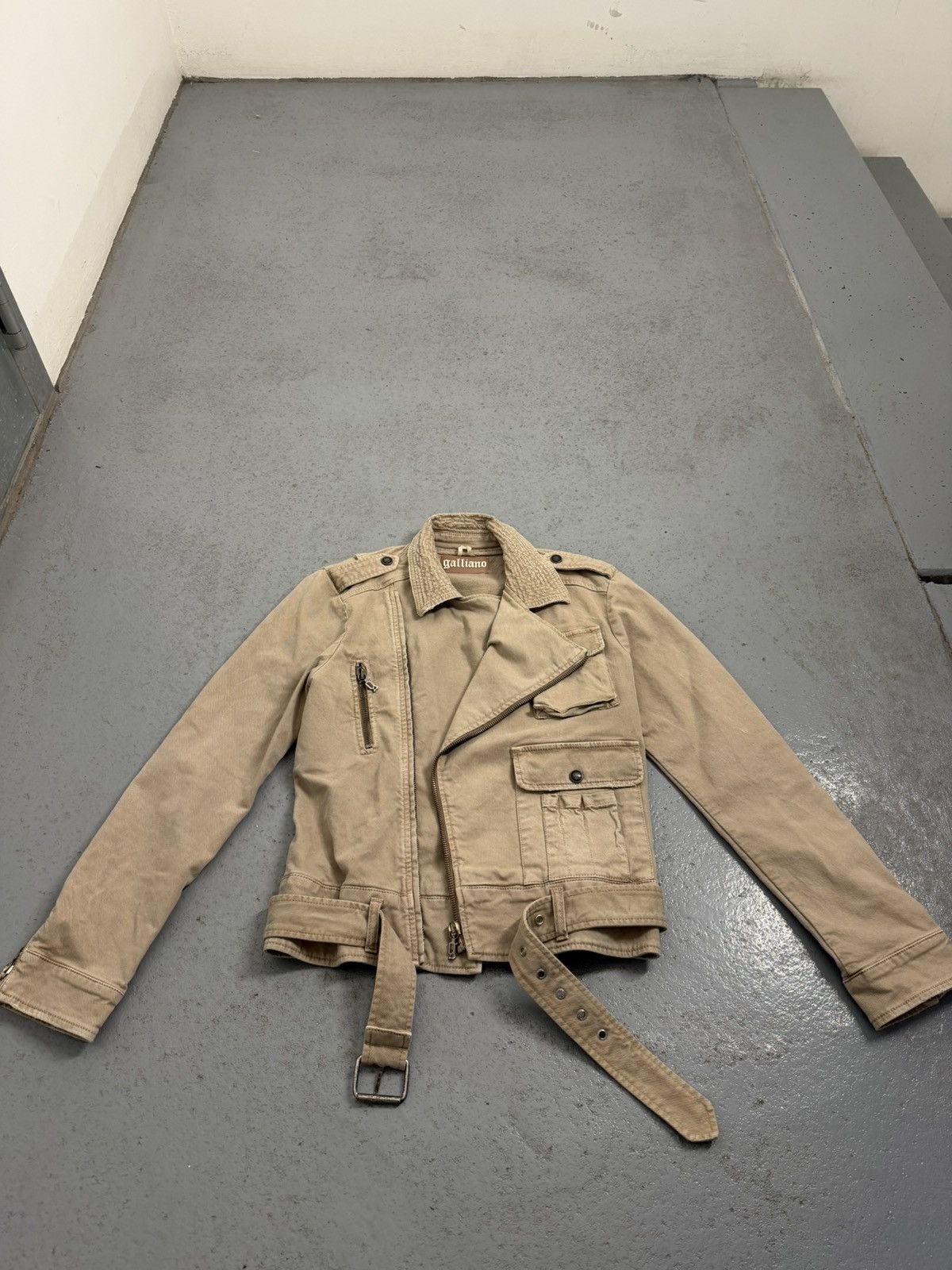 John Galliano Vintage 00s John Galliano Dense Biker Multi-pocket Jacket Size US S / EU 44-46 / 1 - 6 Thumbnail