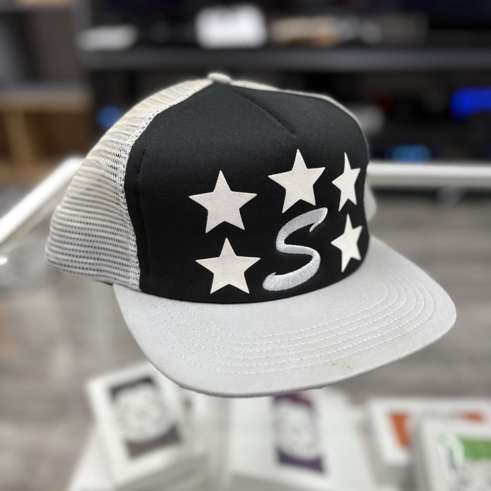 Supreme Supreme 2013 Star Mesh SnapBack ' Black ' | GOOD CONDITION! Size ONE SIZE - 1 Thumbnail