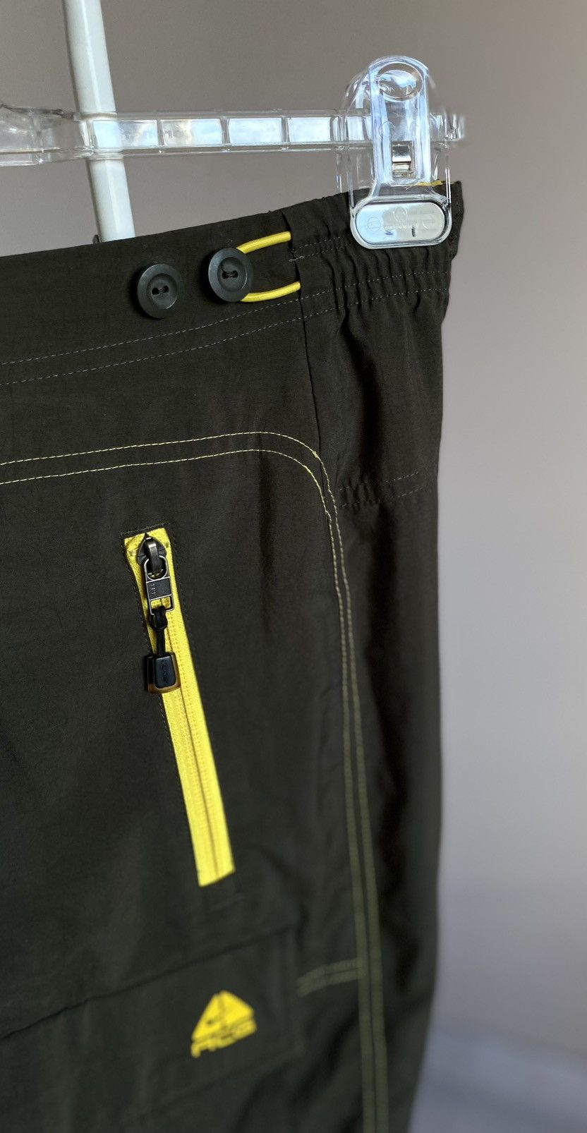 Nike ACG Vintage Nike ACG Cargo Shorts Size US 32 / EU 48 - 14 Thumbnail