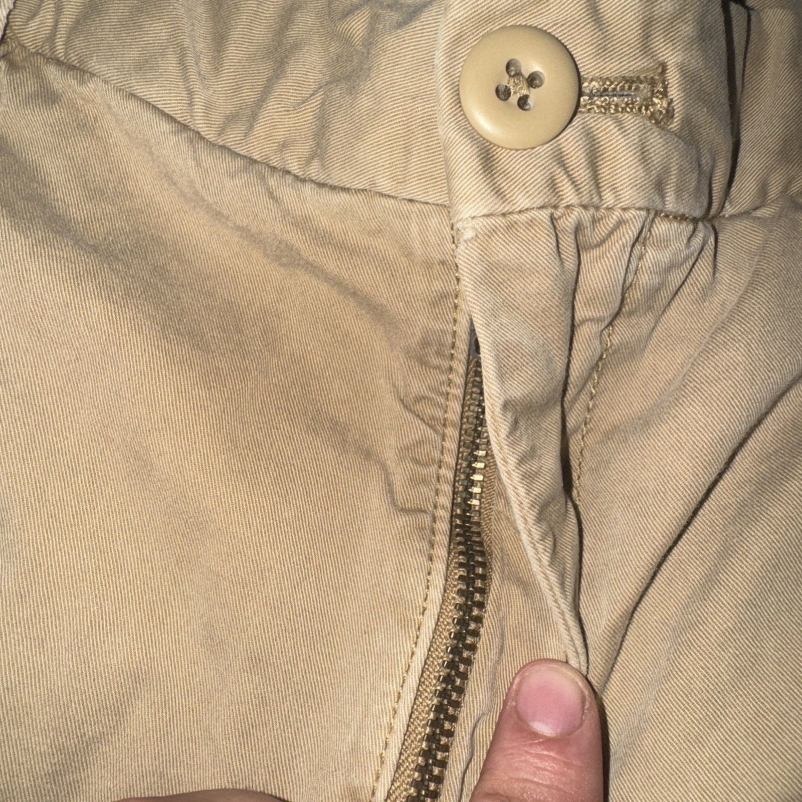 Uniqlo Uniqlo Chino Shorts Men’s 34 Tan Casual Flat Front Cotton Size US 34 / EU 50 - 2 Thumbnail
