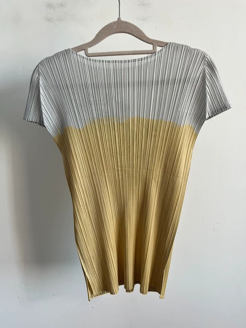 Issey Miyake issey miyake size：3 Zebra color block short sleeves 2506-Ne Size XXS / US 00 / IT 34 - 2 Thumbnail