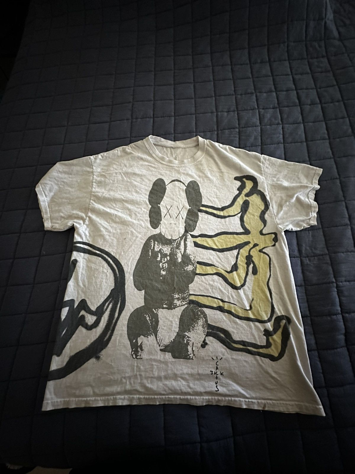 Fragment Design × Kaws × Travis Scott Travis Scott X Kaws X Fragment tee Size US L / EU 52-54 / 3 - 1 Thumbnail