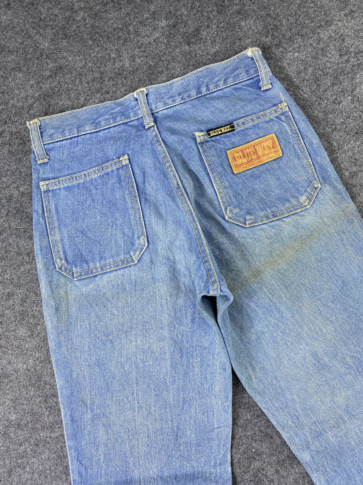 Jean Vintage Blue Way bootcut Jeans - J1028 Size 28" / US 6 / IT 42 - 6 Thumbnail