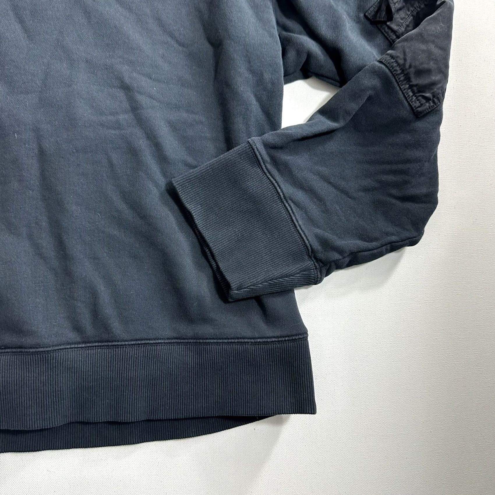 Fabletics Fabletics Women's Black Long Sleeve Pocket Sweatshirt Pullover Size 2X Sweatshirt Crew Neck Activewear Plus Size Womens Size XXL / US 16-18 / IT 52-54 - 3 Thumbnail
